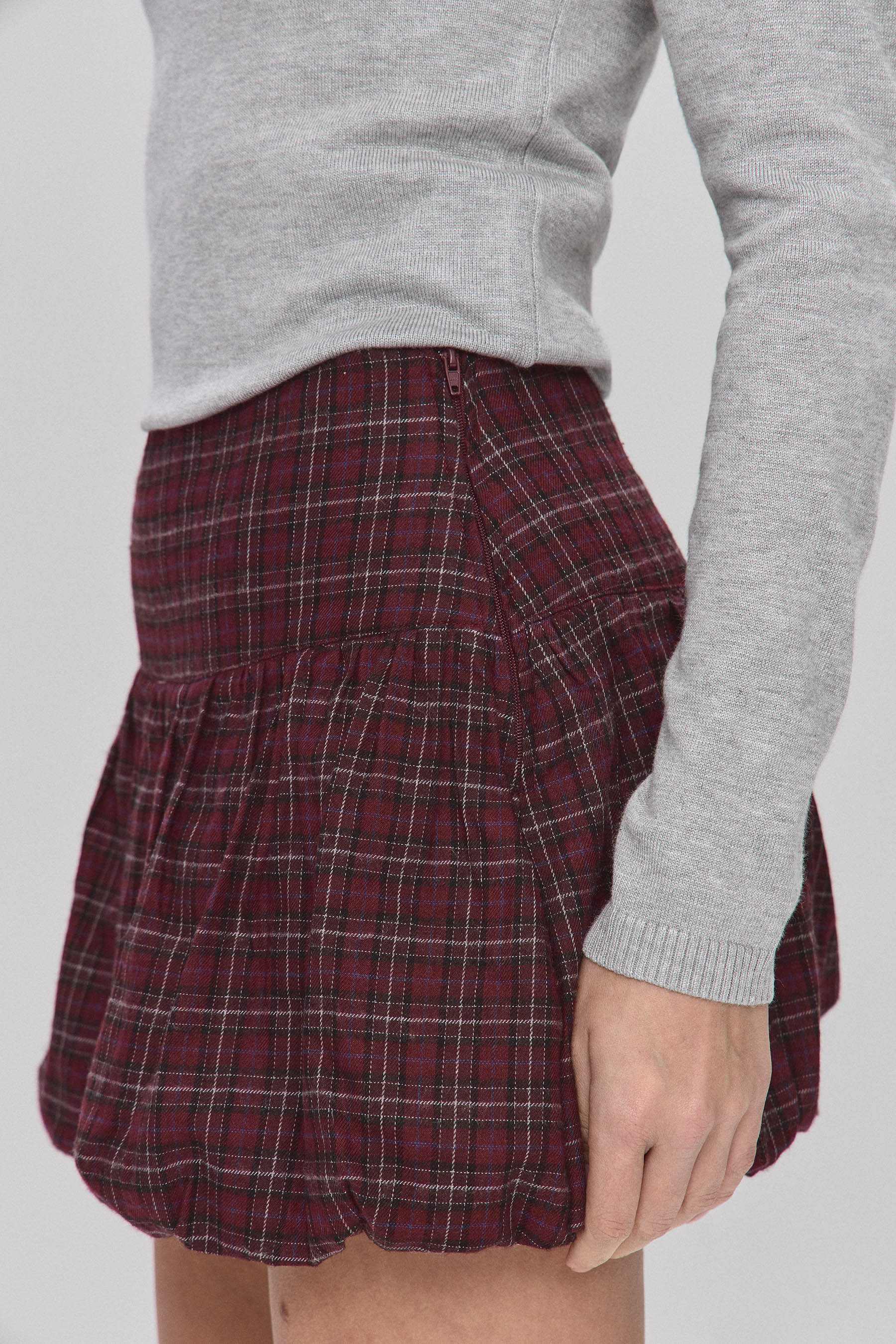 חצאית בלון משובצת