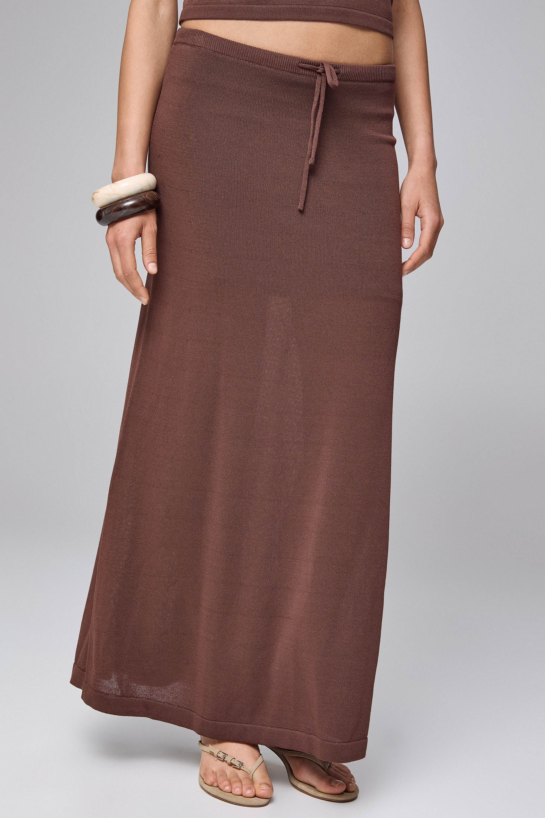 חצאית מקסי סרוגה סט