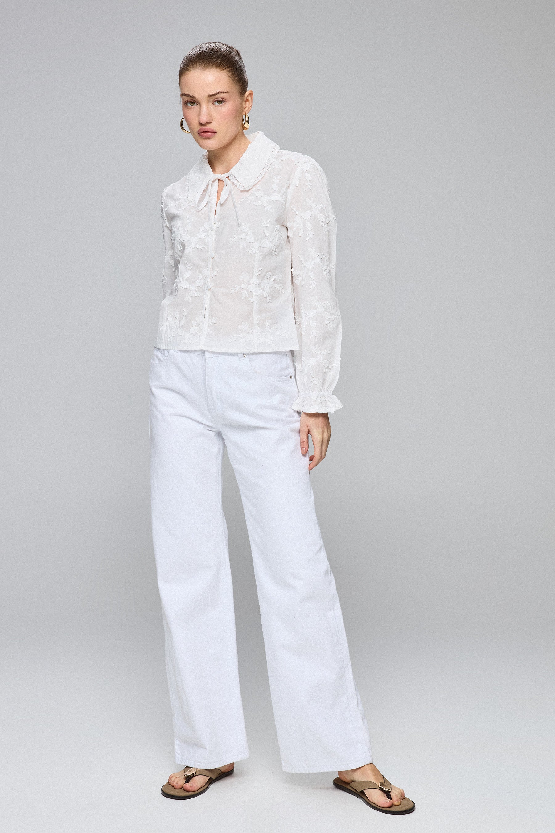 חולצה צווארון פיטר פן