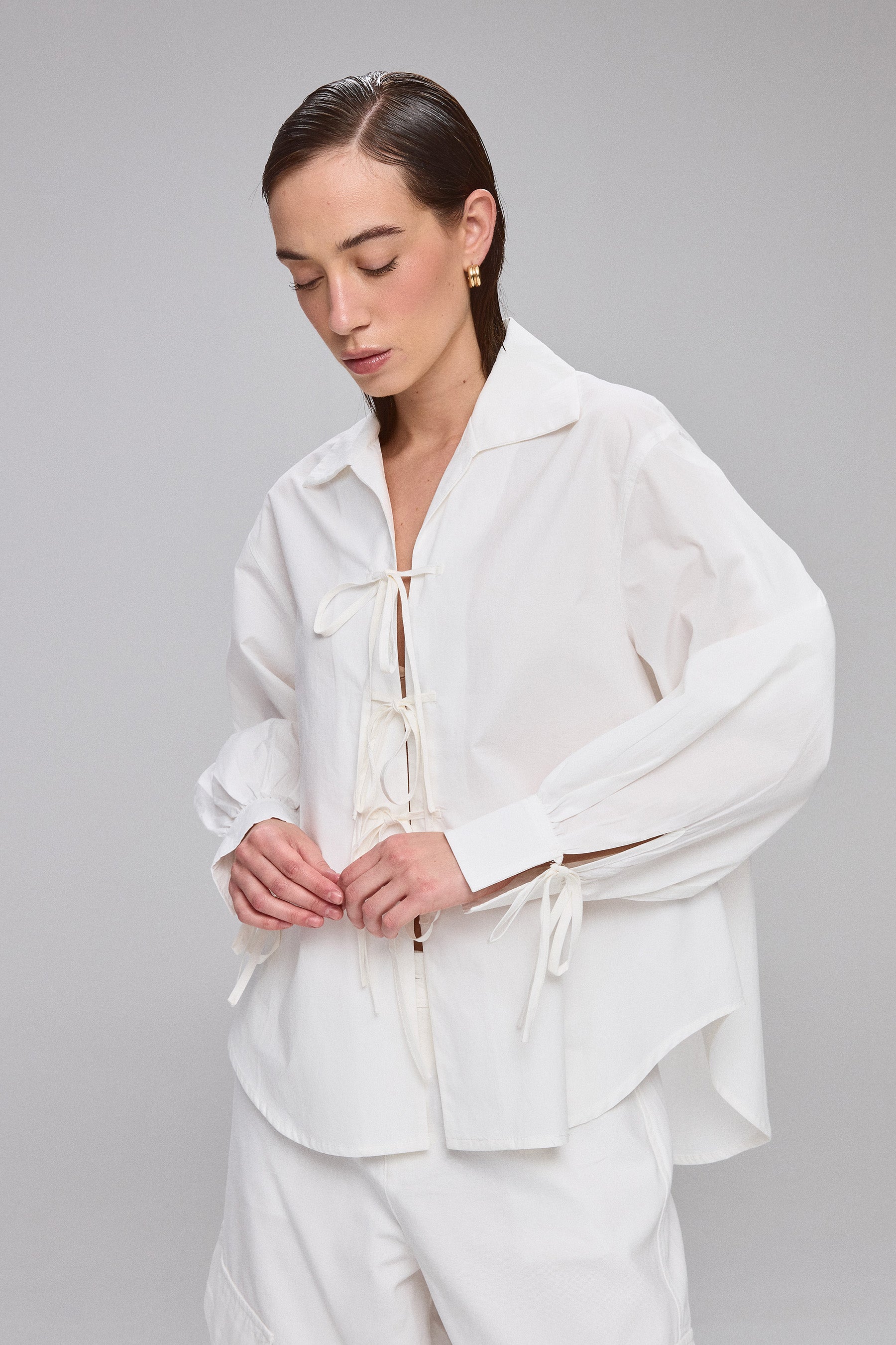 מכופתרת קשירות