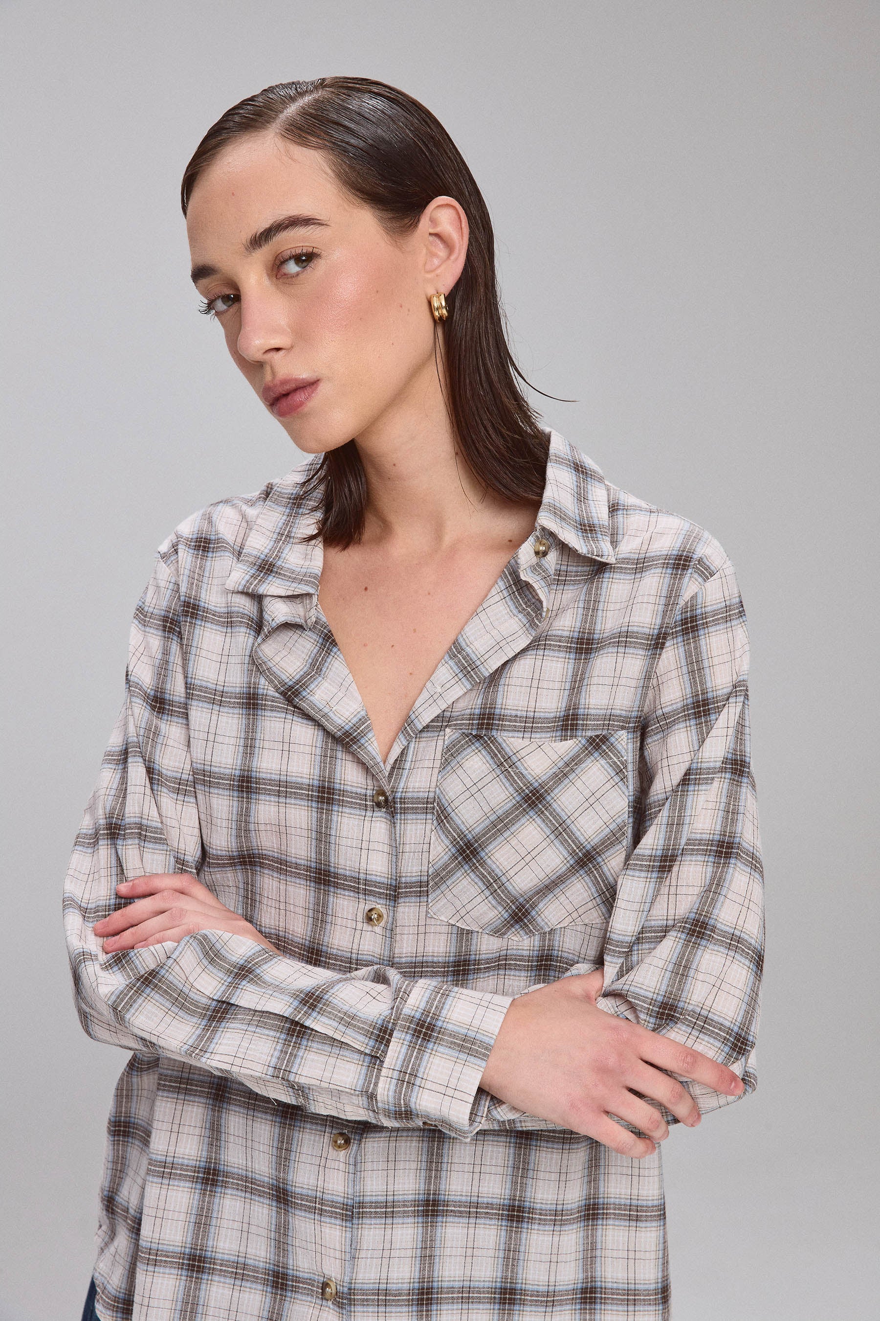 חולצה משובצת אור