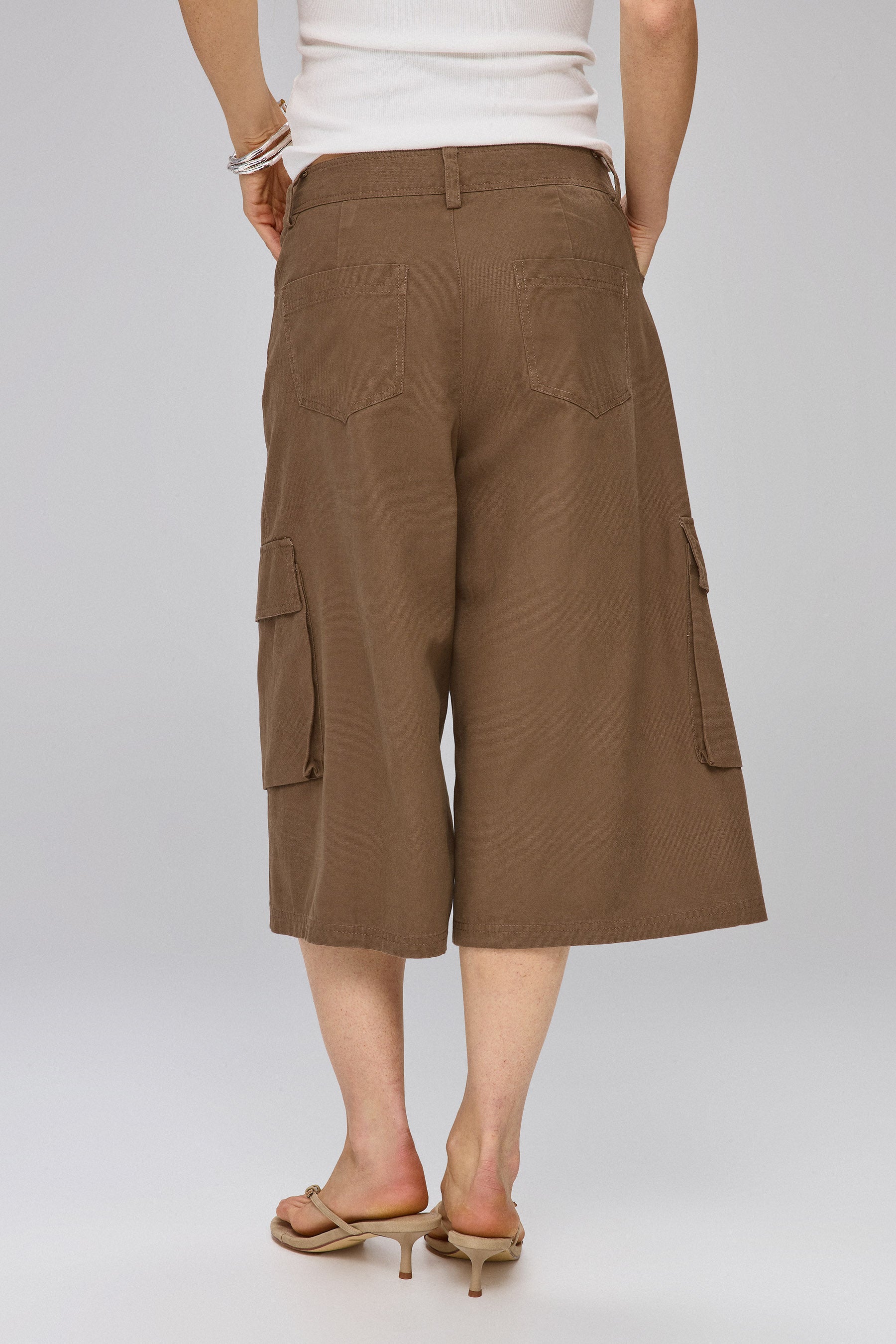 ברמודה דגמח זואי