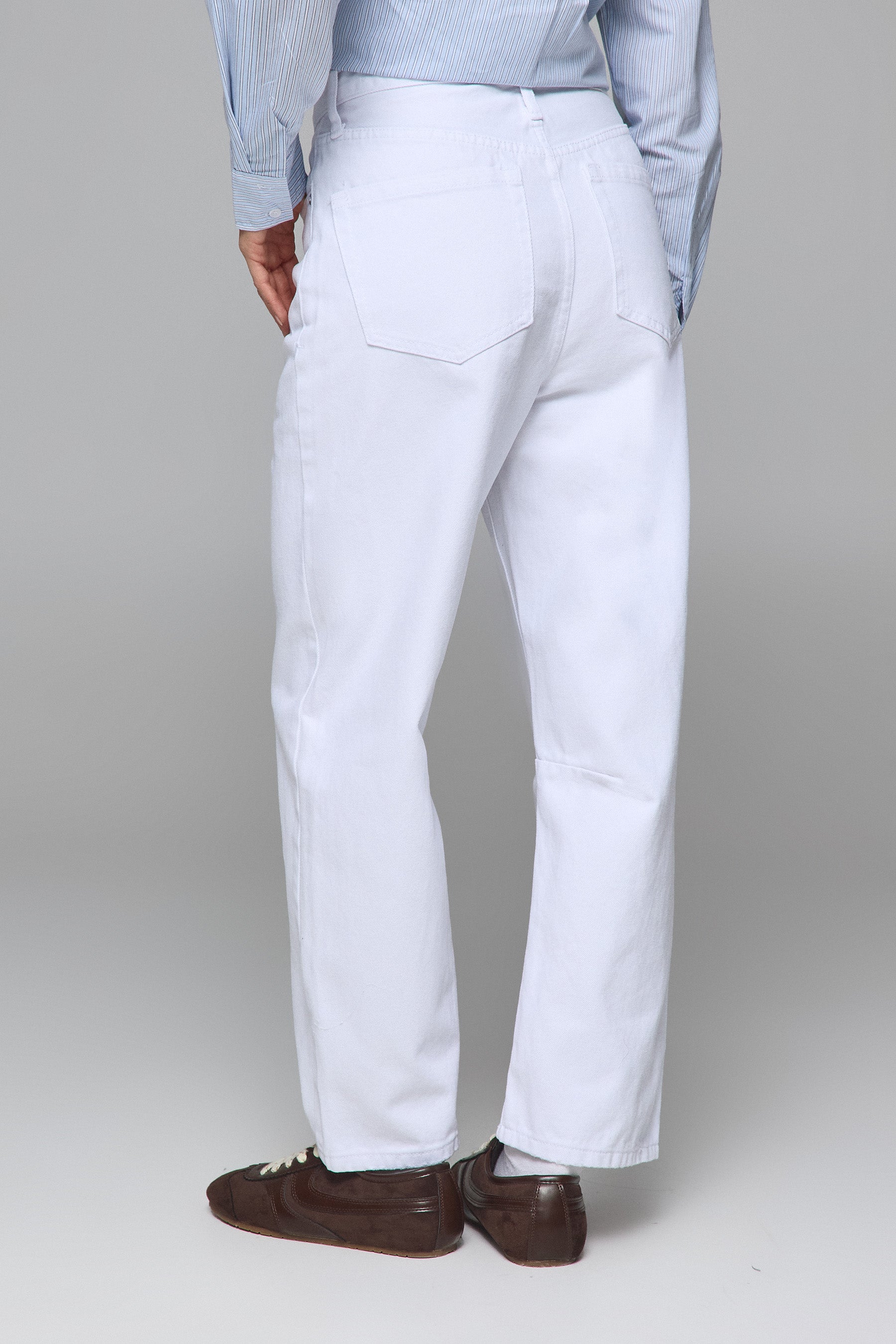 גינס מתעגל מתפר