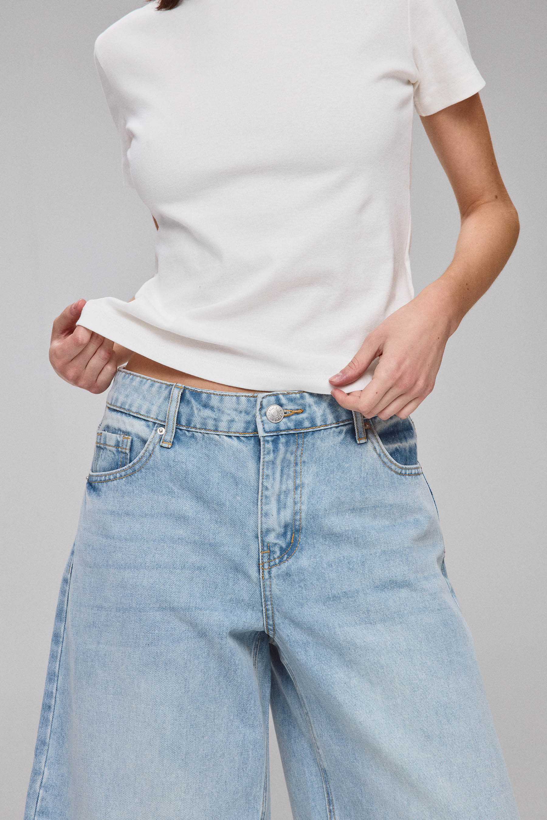 ברמודה ג'ינס לוס