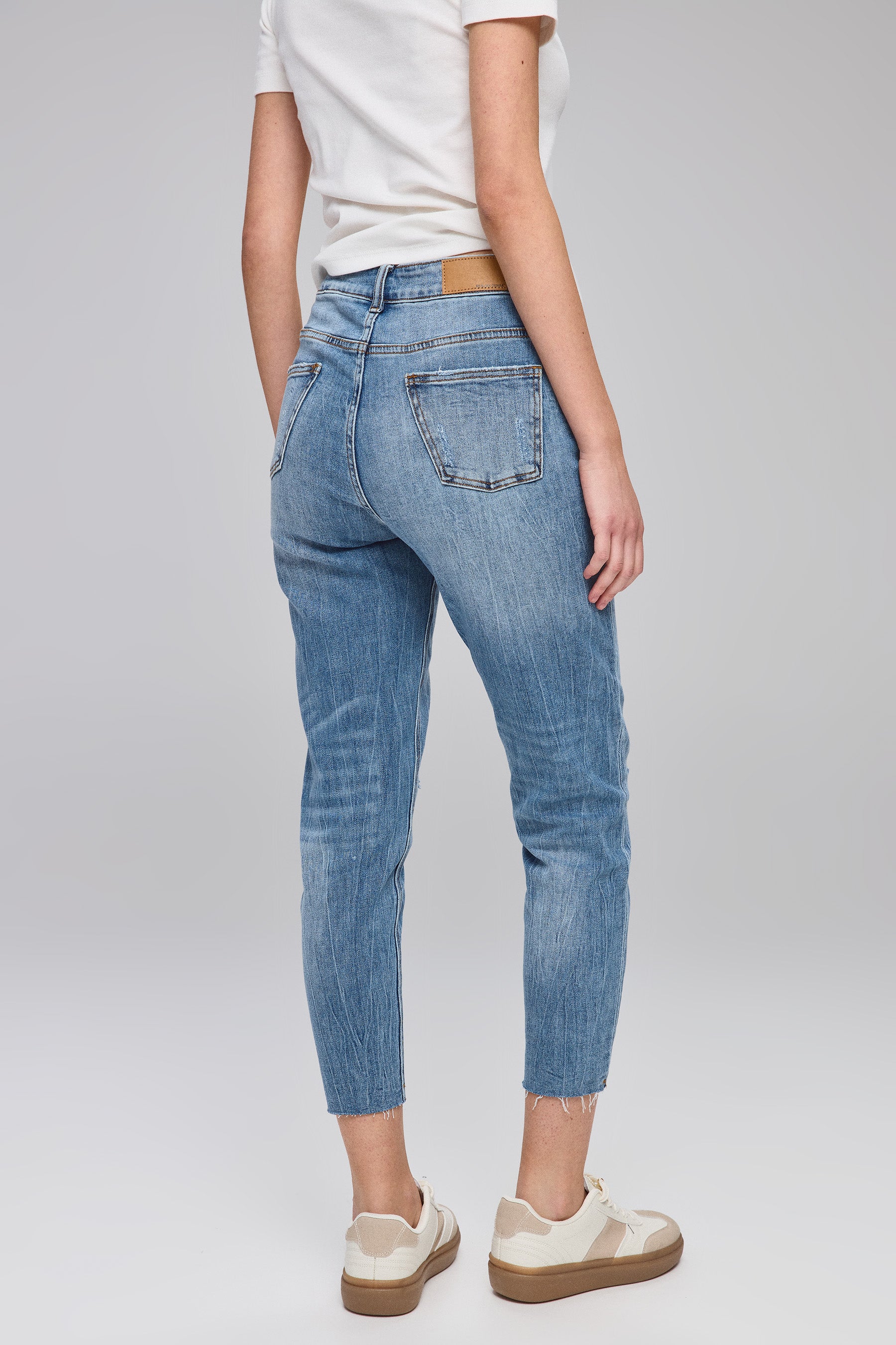 ג'ינס בוי אלבי