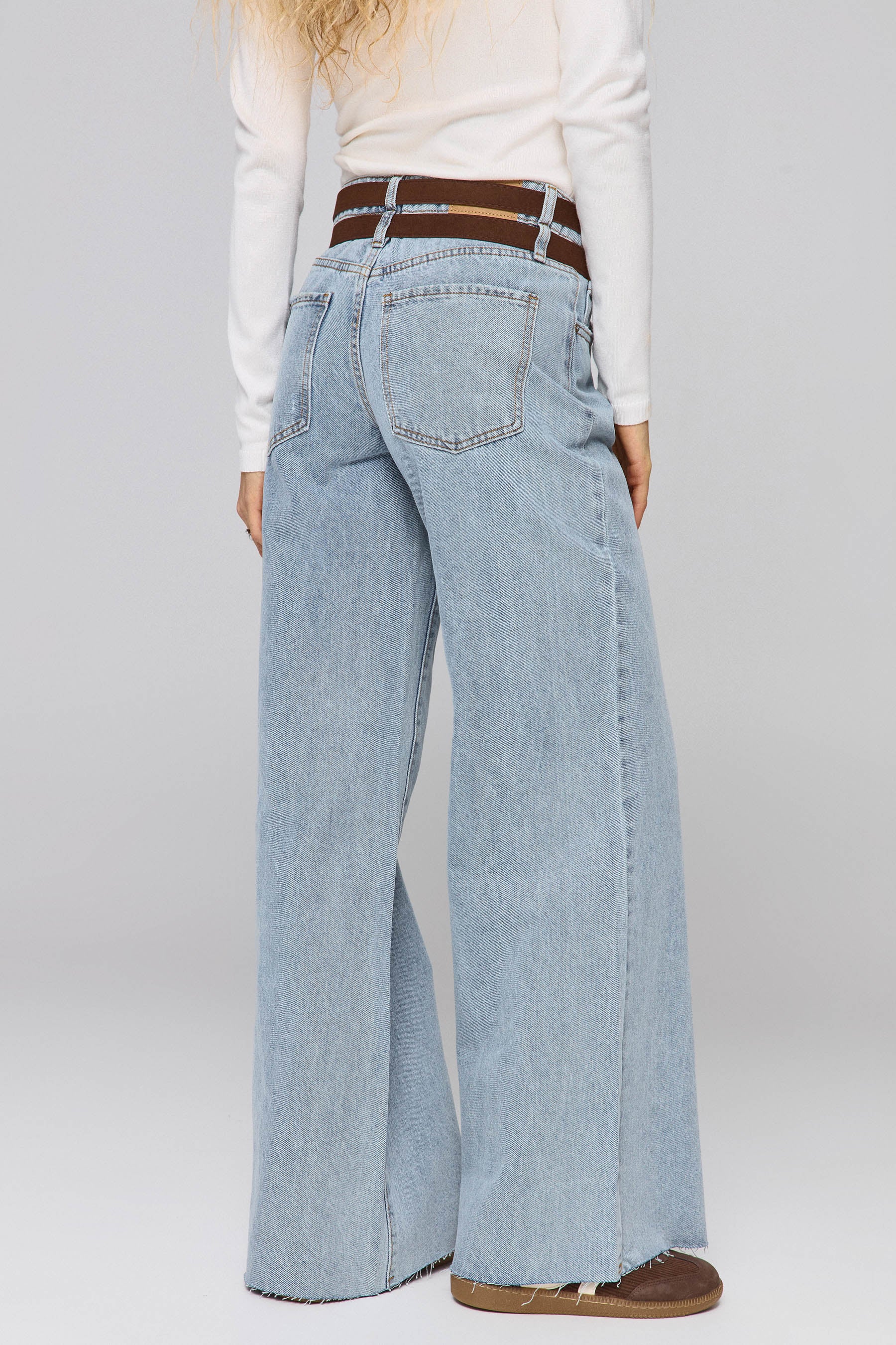 גינס חגורה כפולה