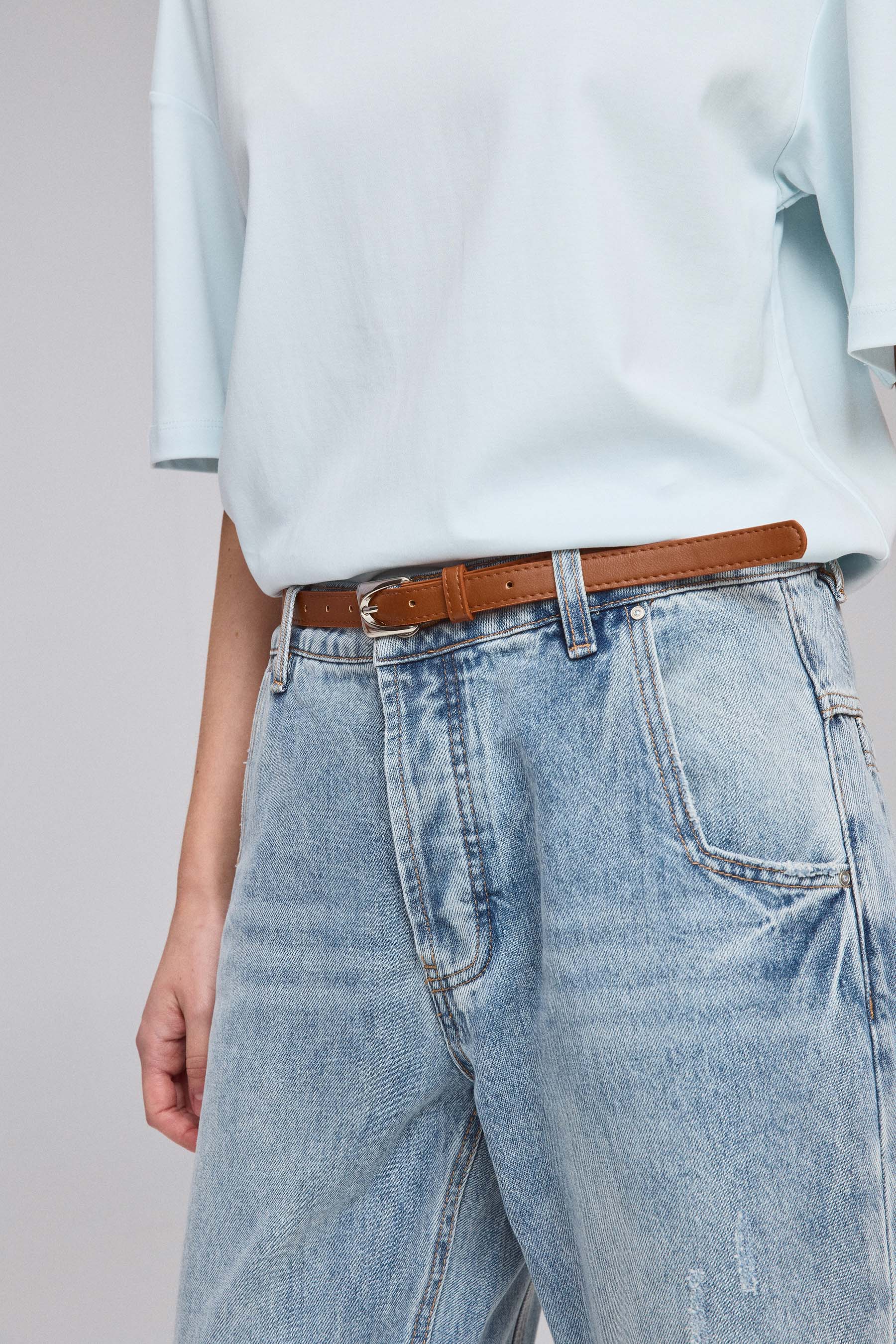 גינס בלון עם חגורה