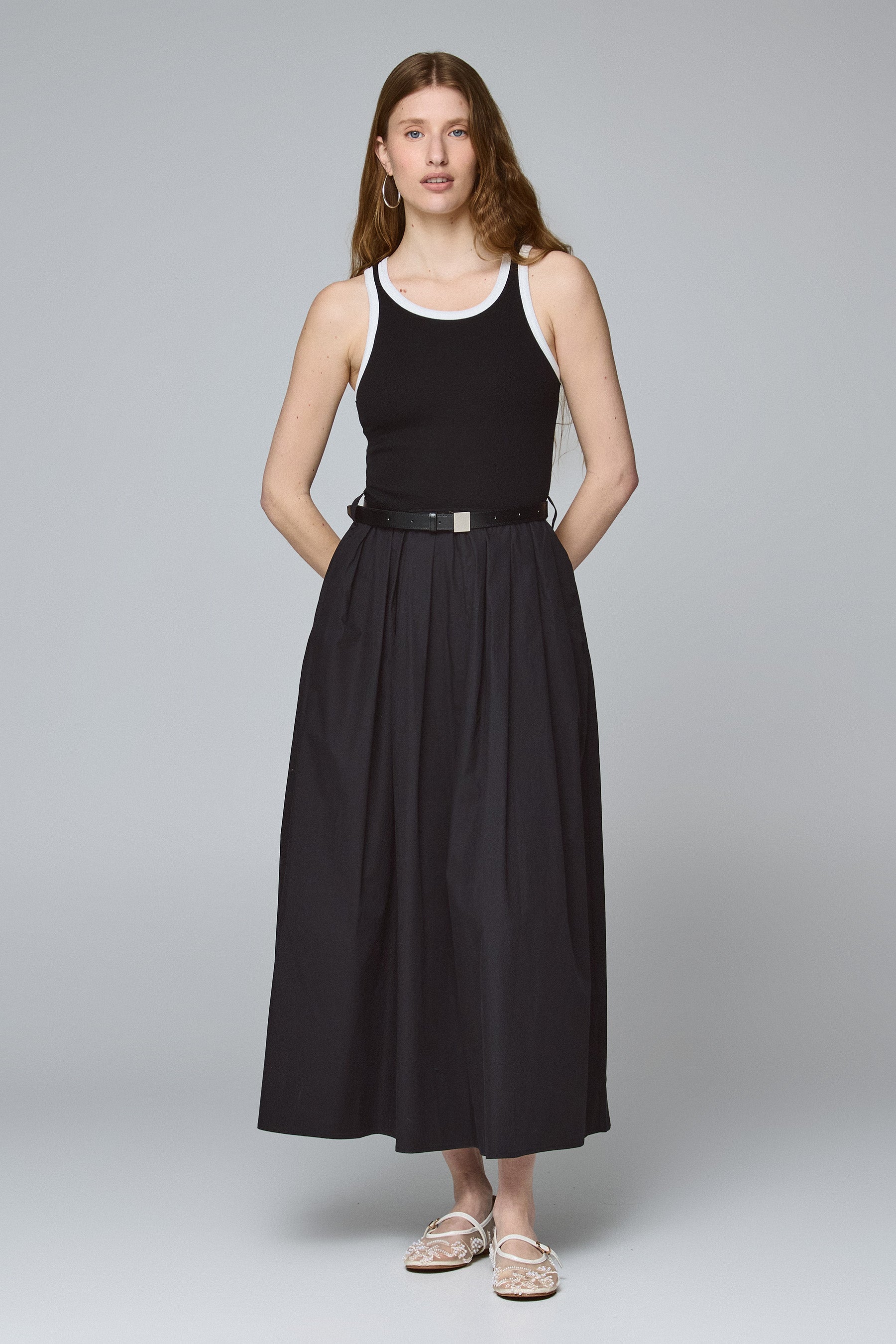 שמלת ויקטוריה עם חגורה