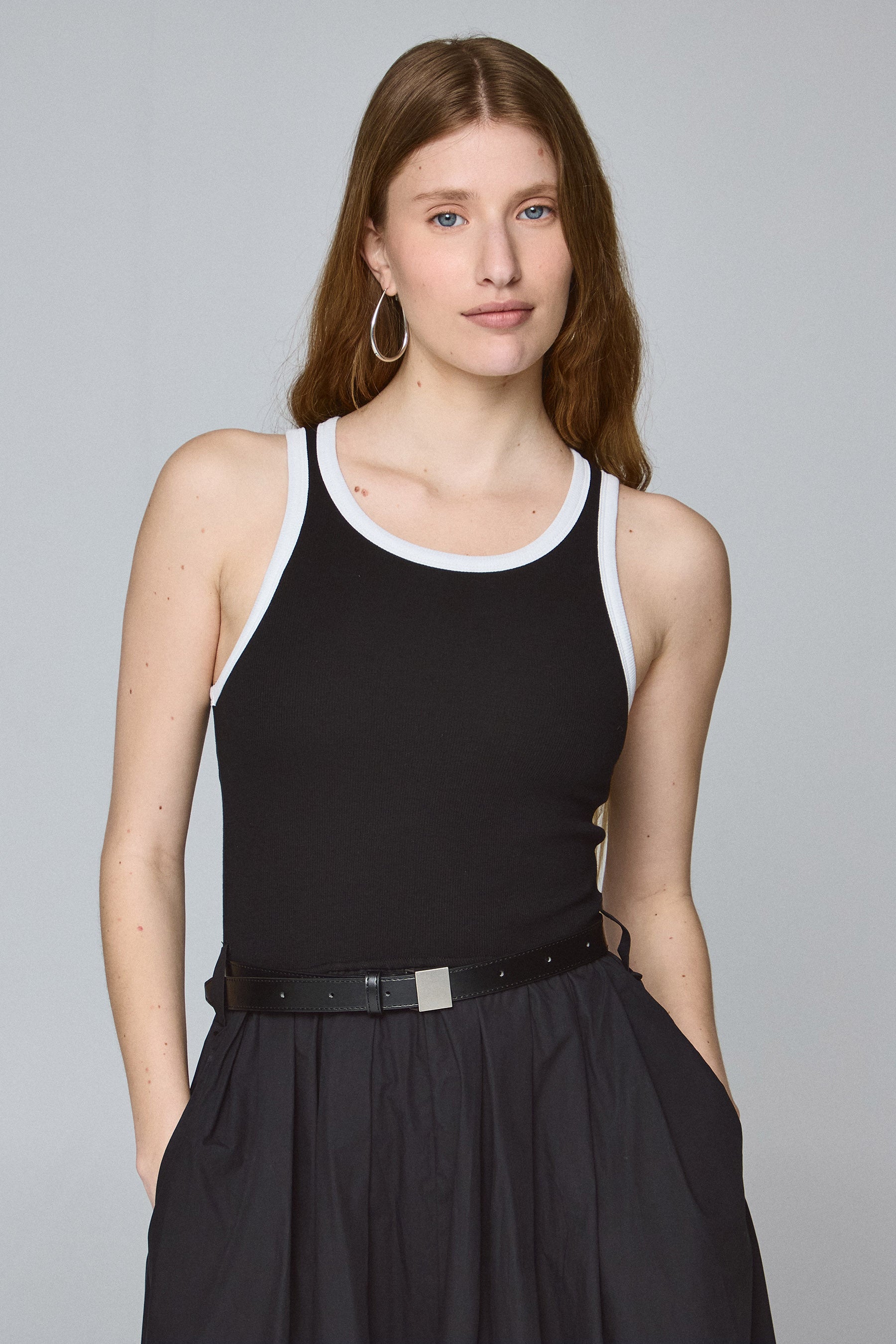 שמלת ויקטוריה עם חגורה