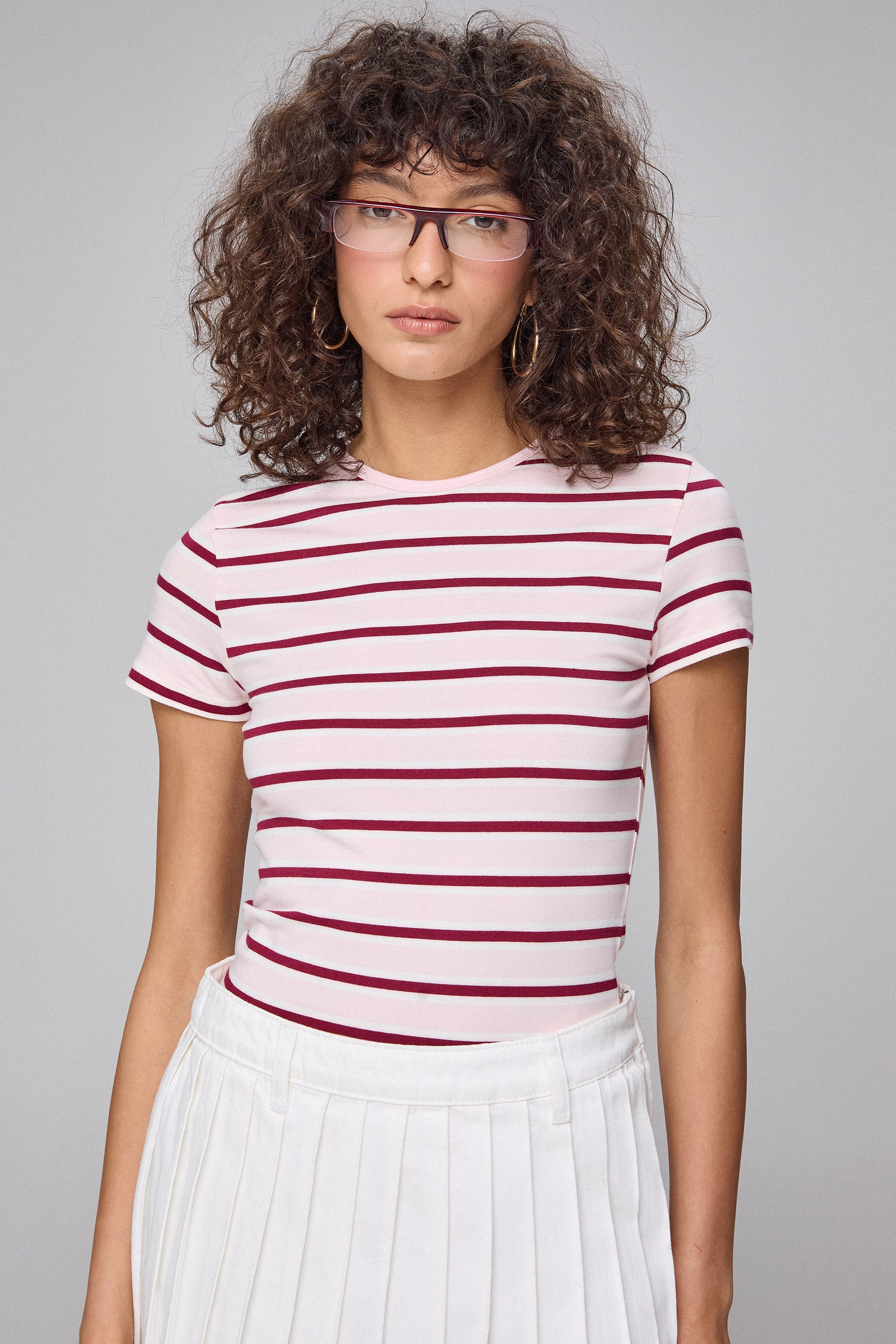 חולצת פסים צמודה