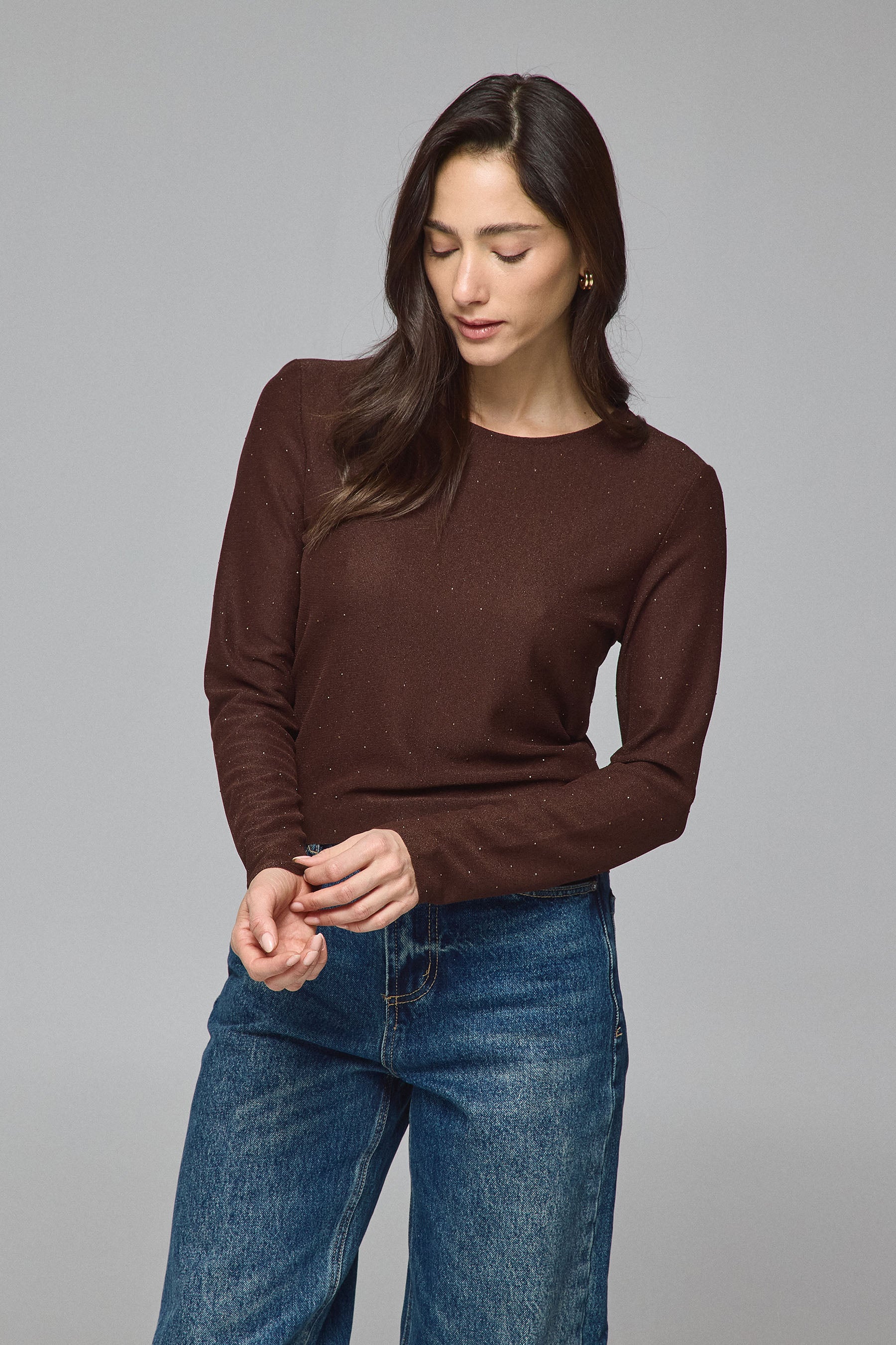 חולצת רזיל ניקי קרופ