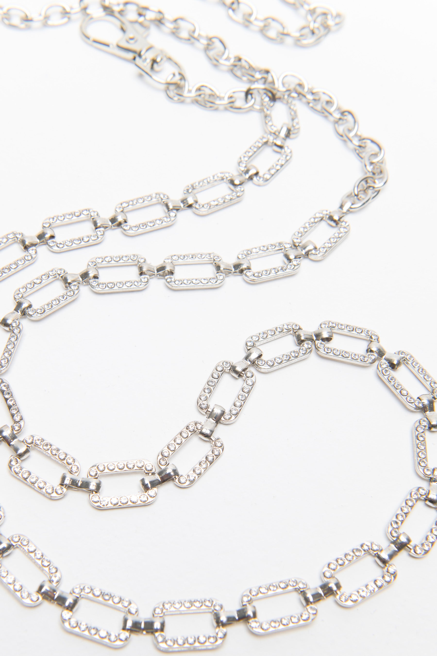 חגורת שרשרת- סוליטר