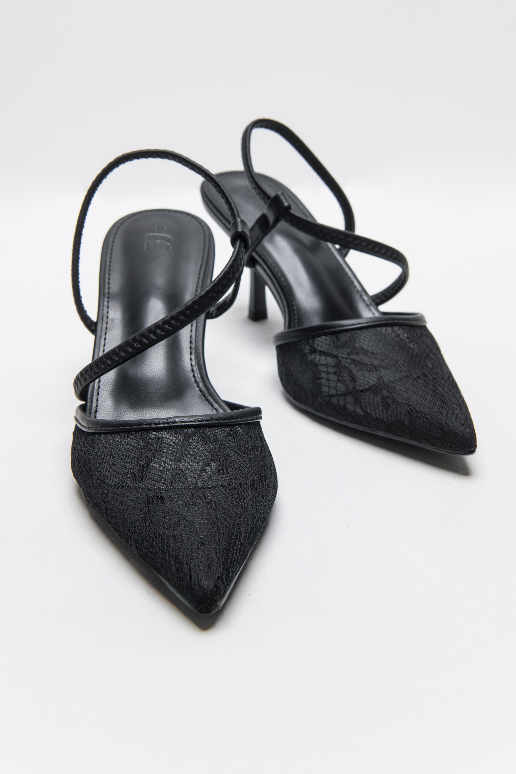 נעל עקב ג'יזל