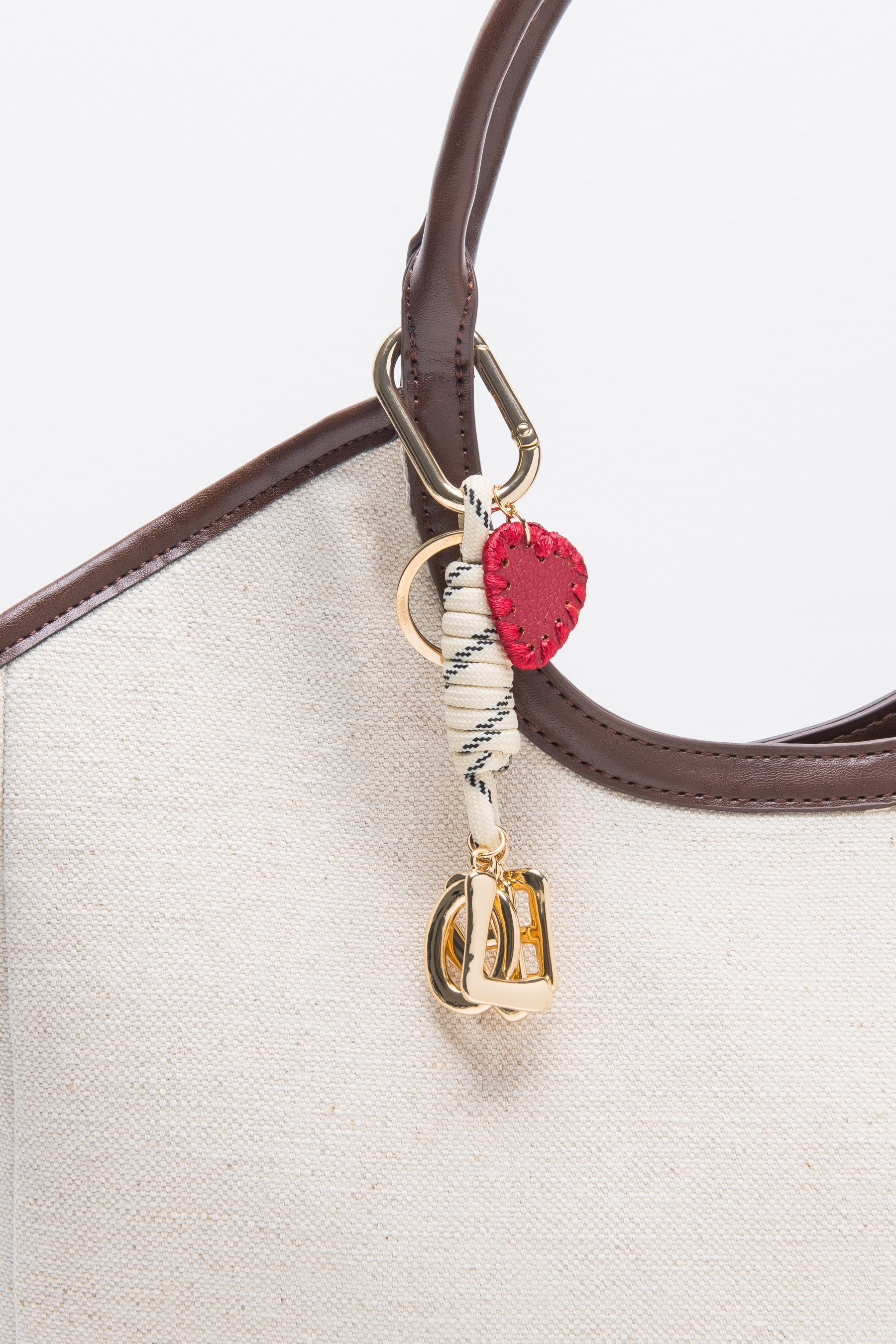 מחזיק מפתחות צ'ארם לתיק