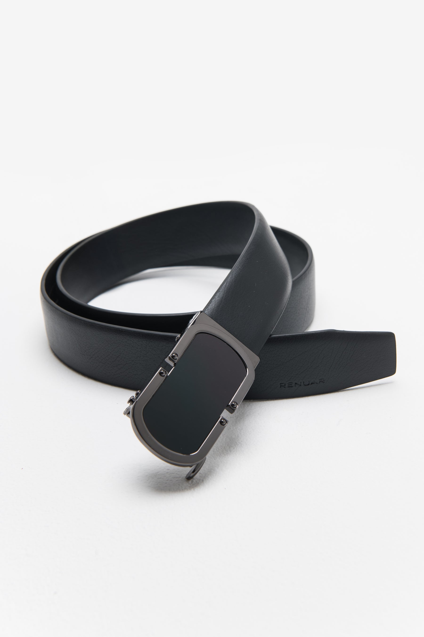 חגורת קלאץ' שחור מעוגל