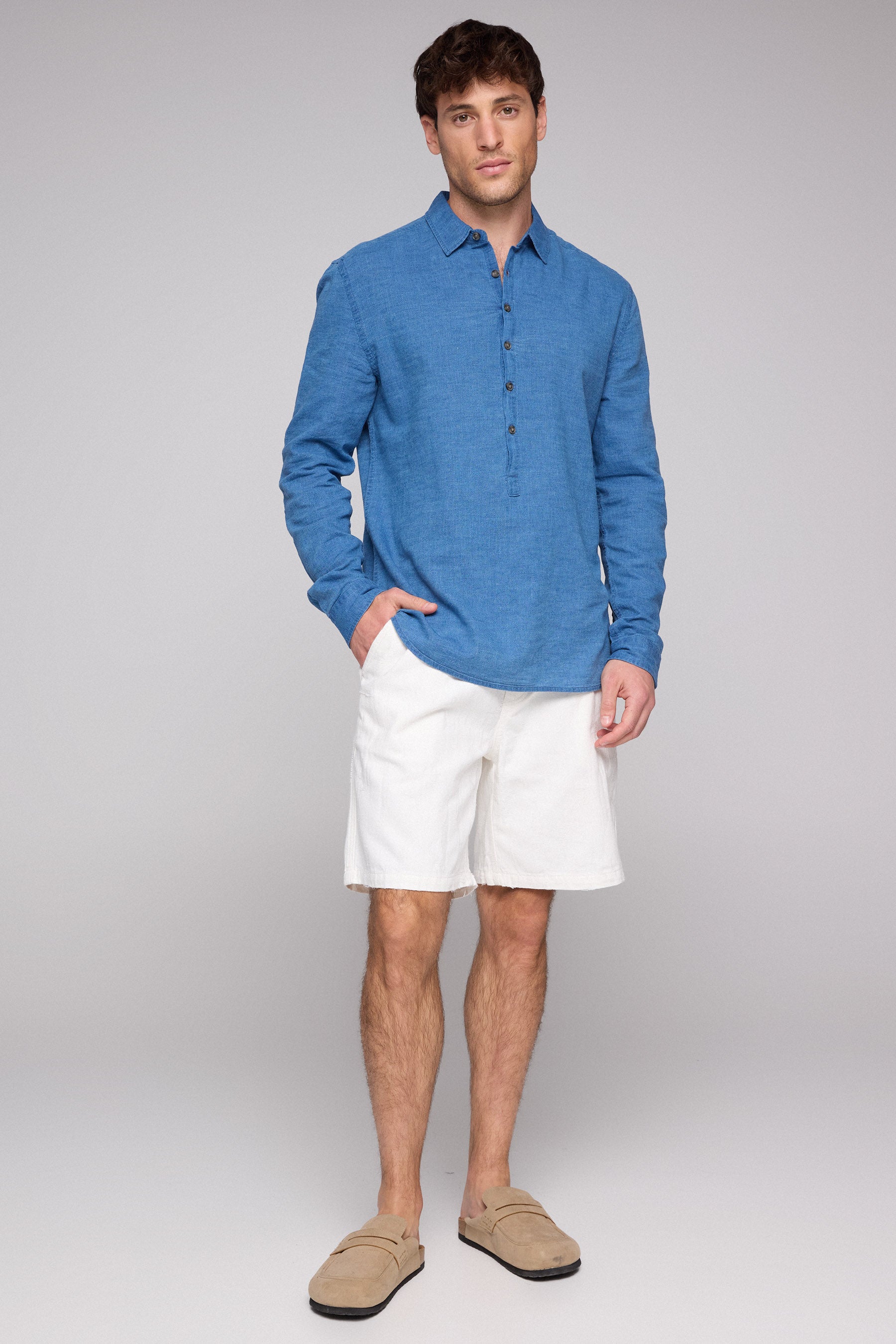 חולצת בריזה