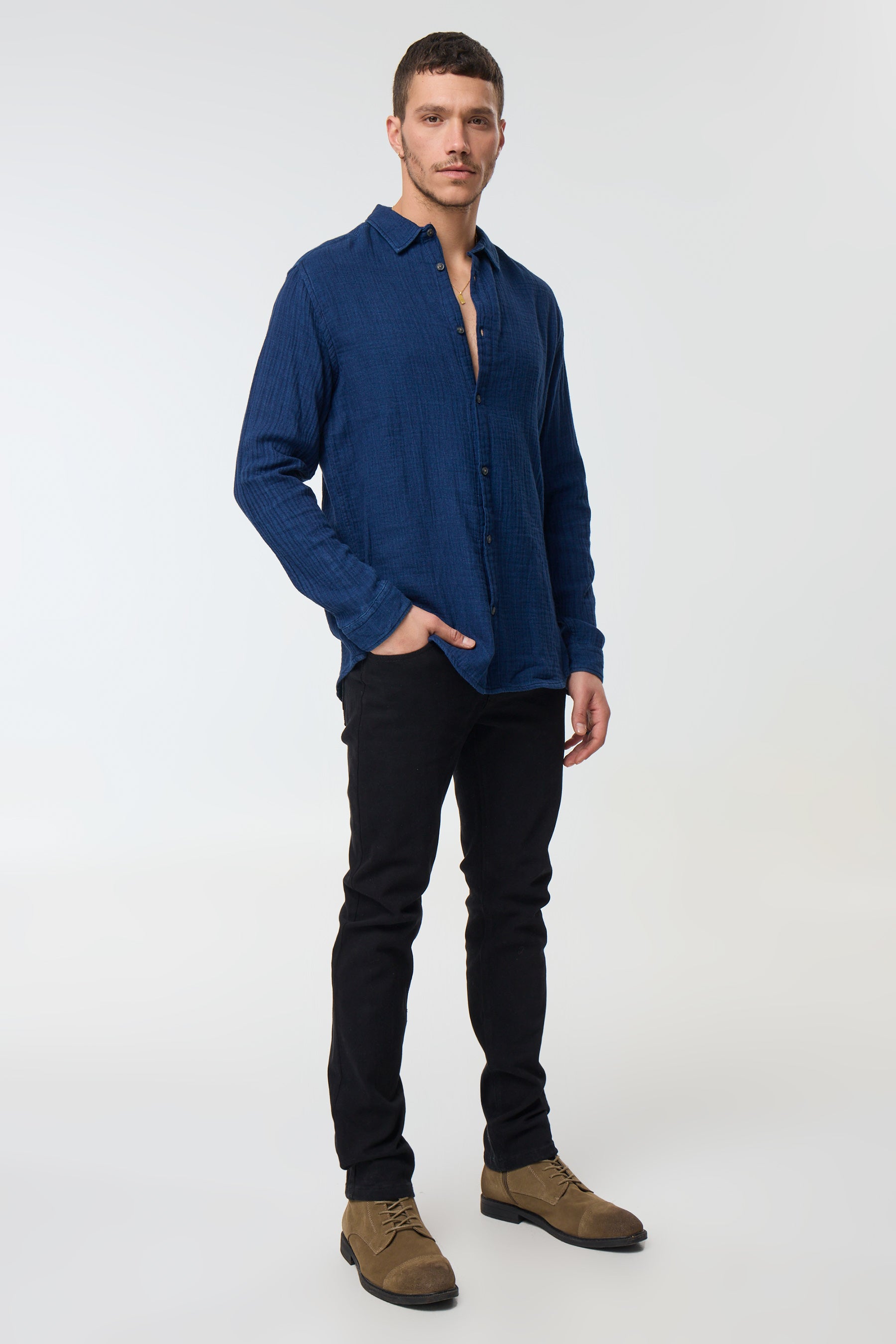 חולצת אינדיגו