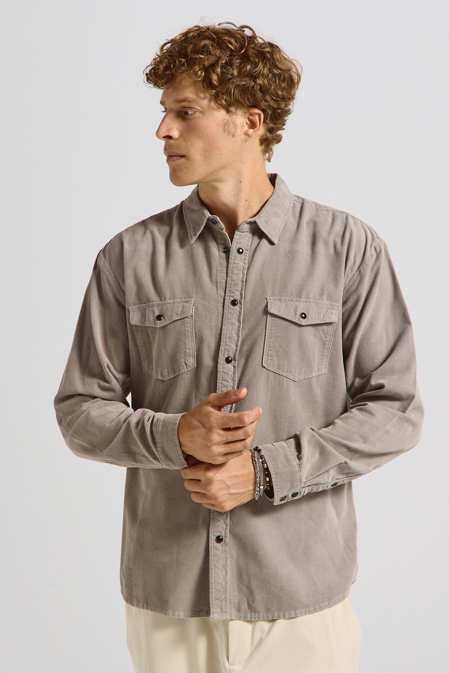 חולצת בייבי קורד