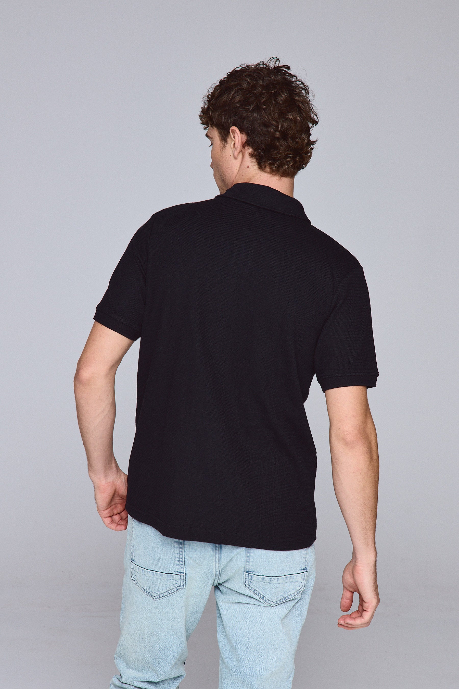 חולצת פולו קיוב