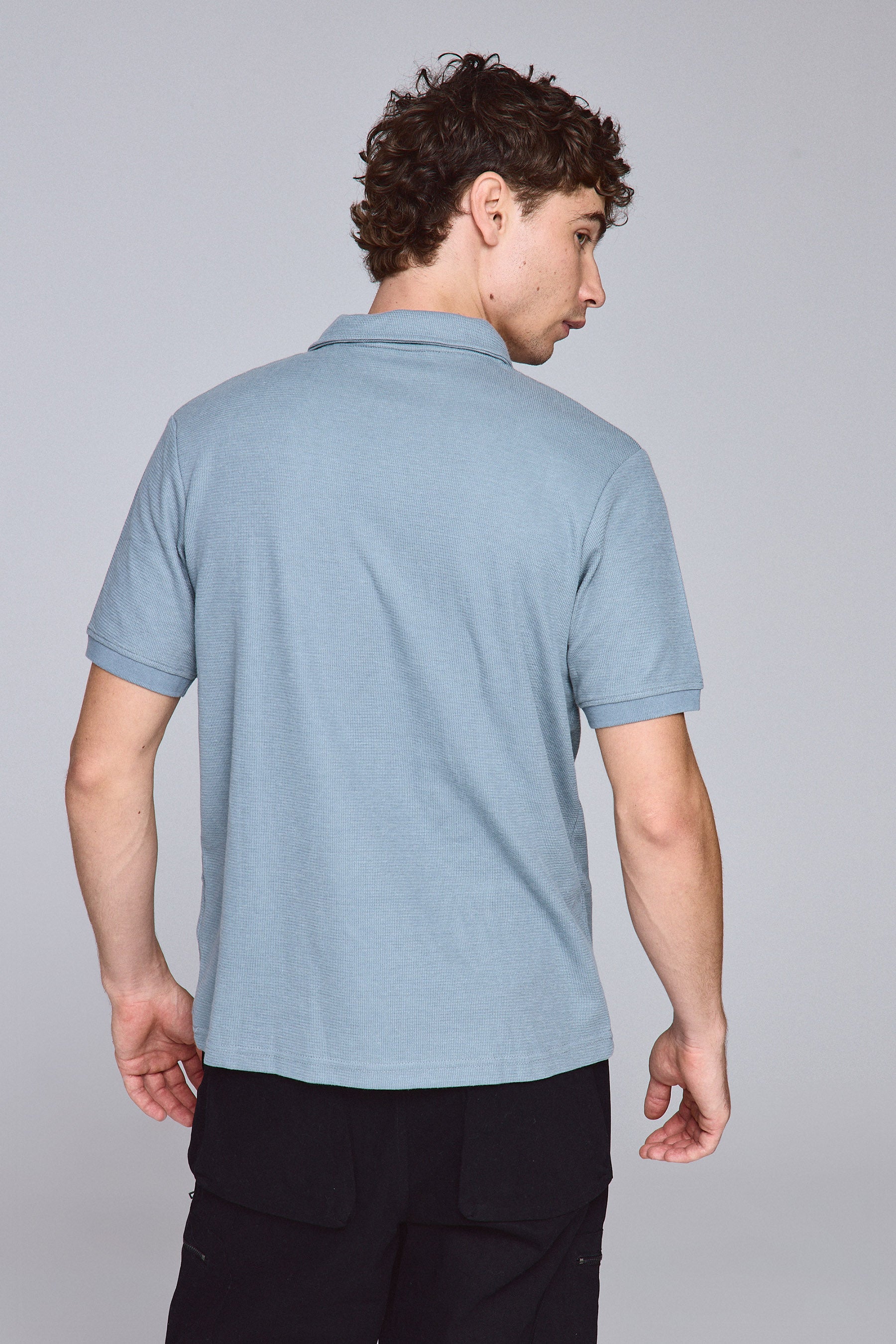 חולצת פולו קיוב