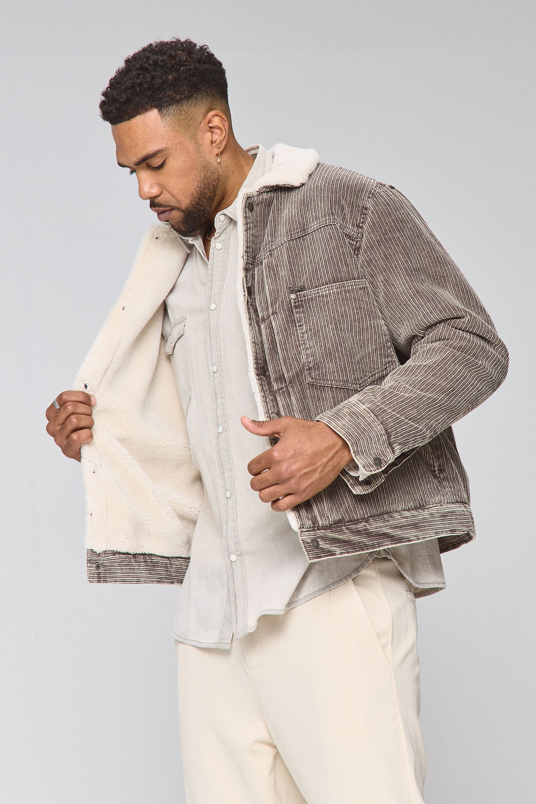 ג'קט קורד ליון