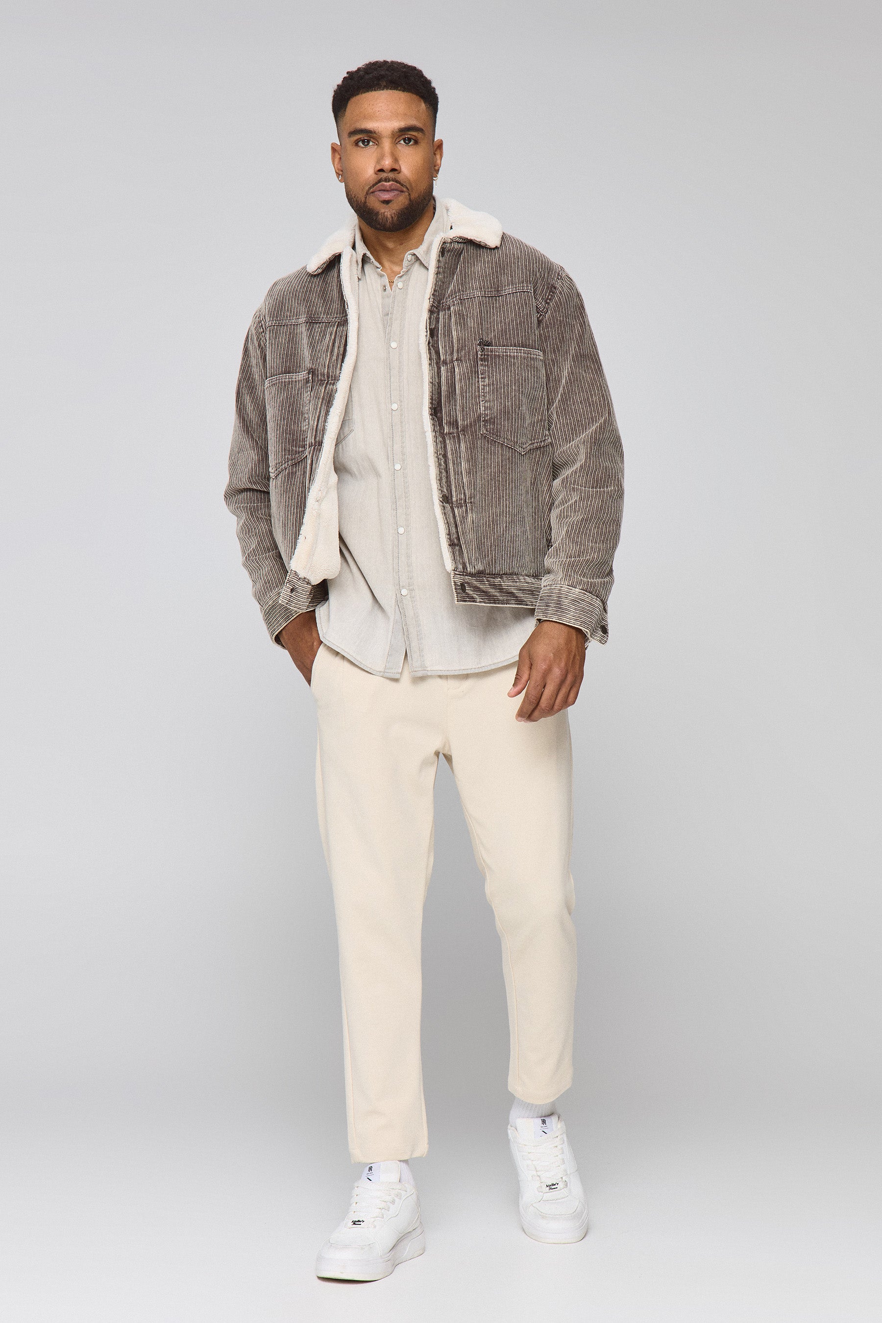 ג'קט קורד ליון