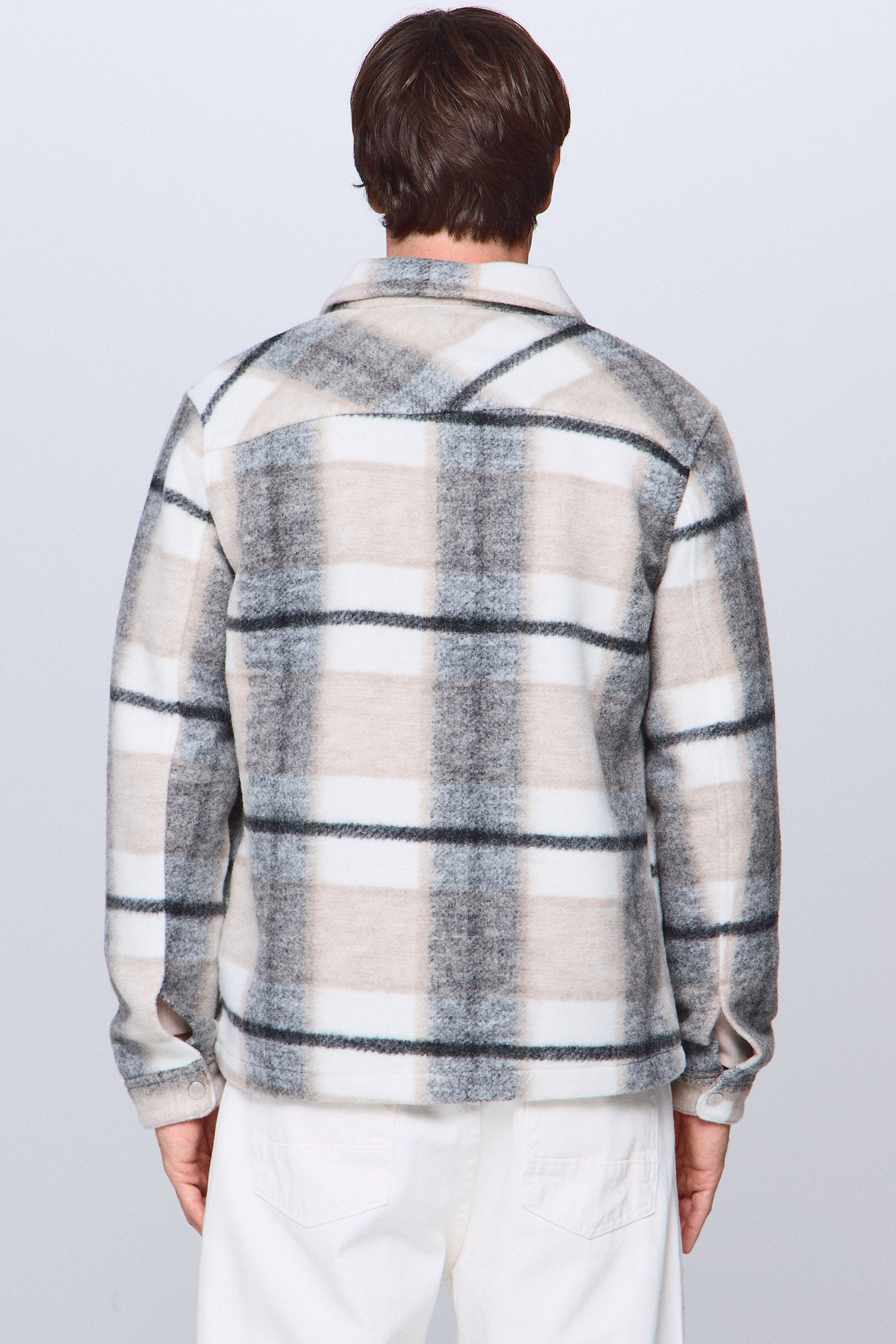 אוברשירט אלמנט