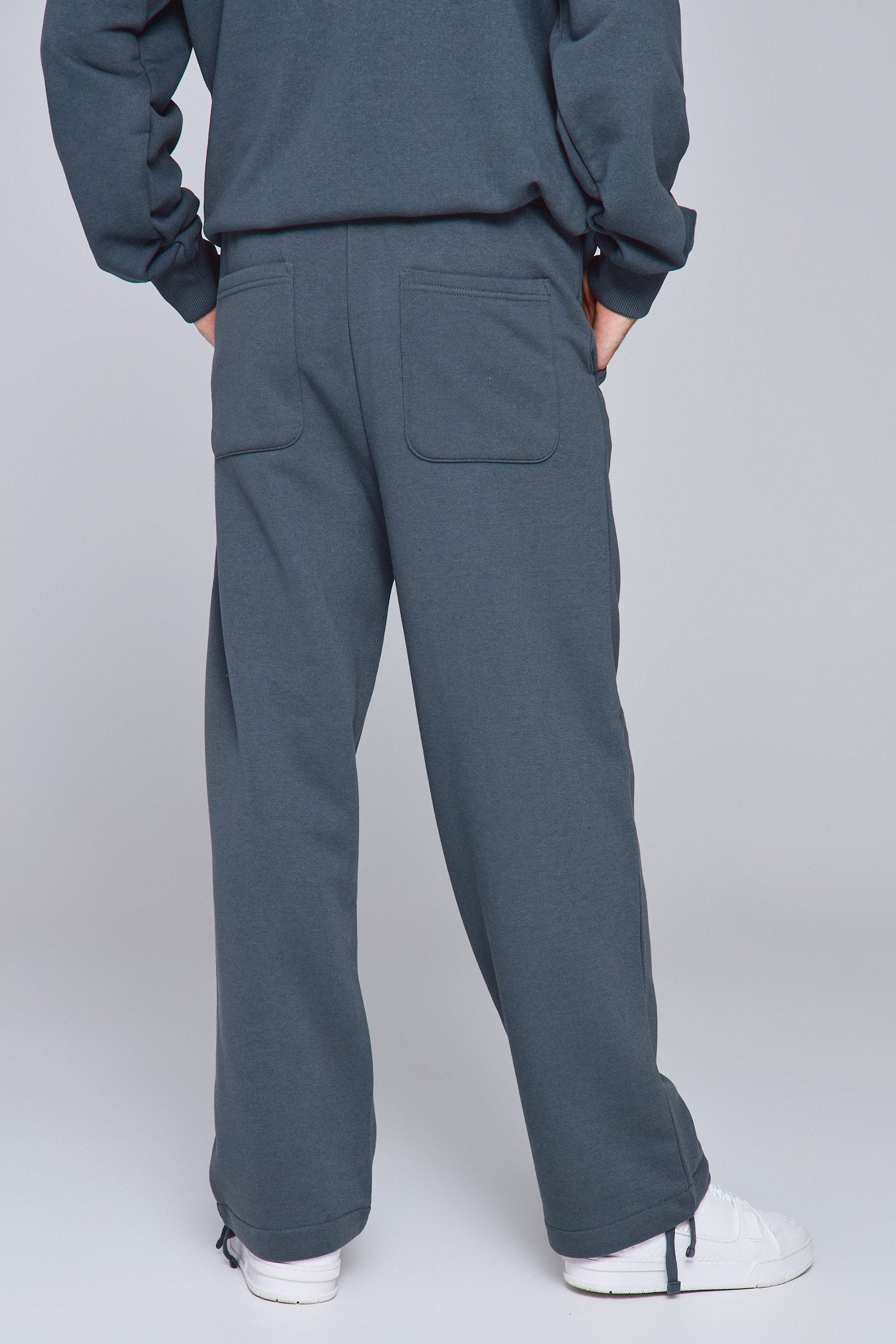 מכנסי סטודיו