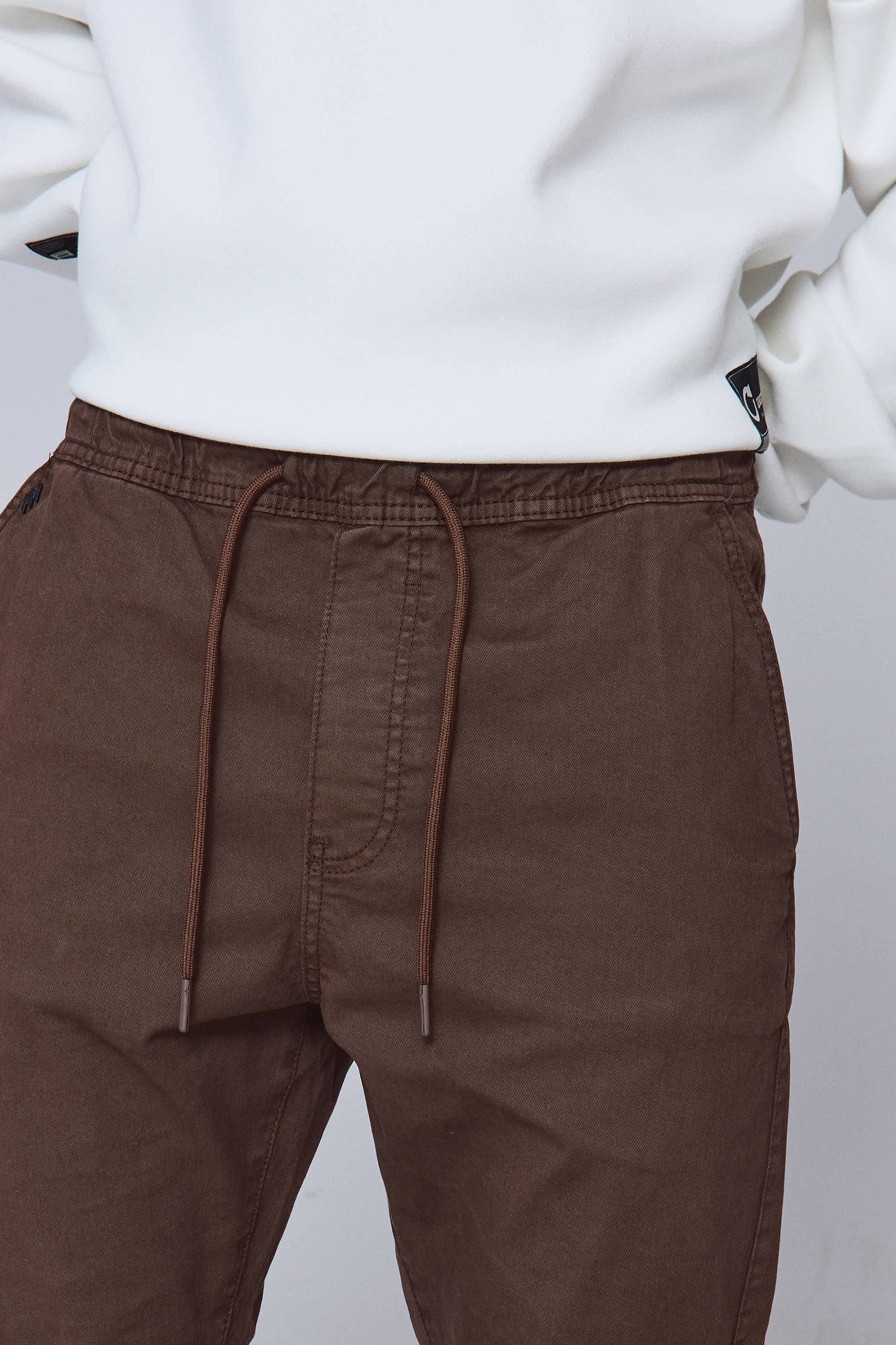 ג'ינס סימפל ג'וגר