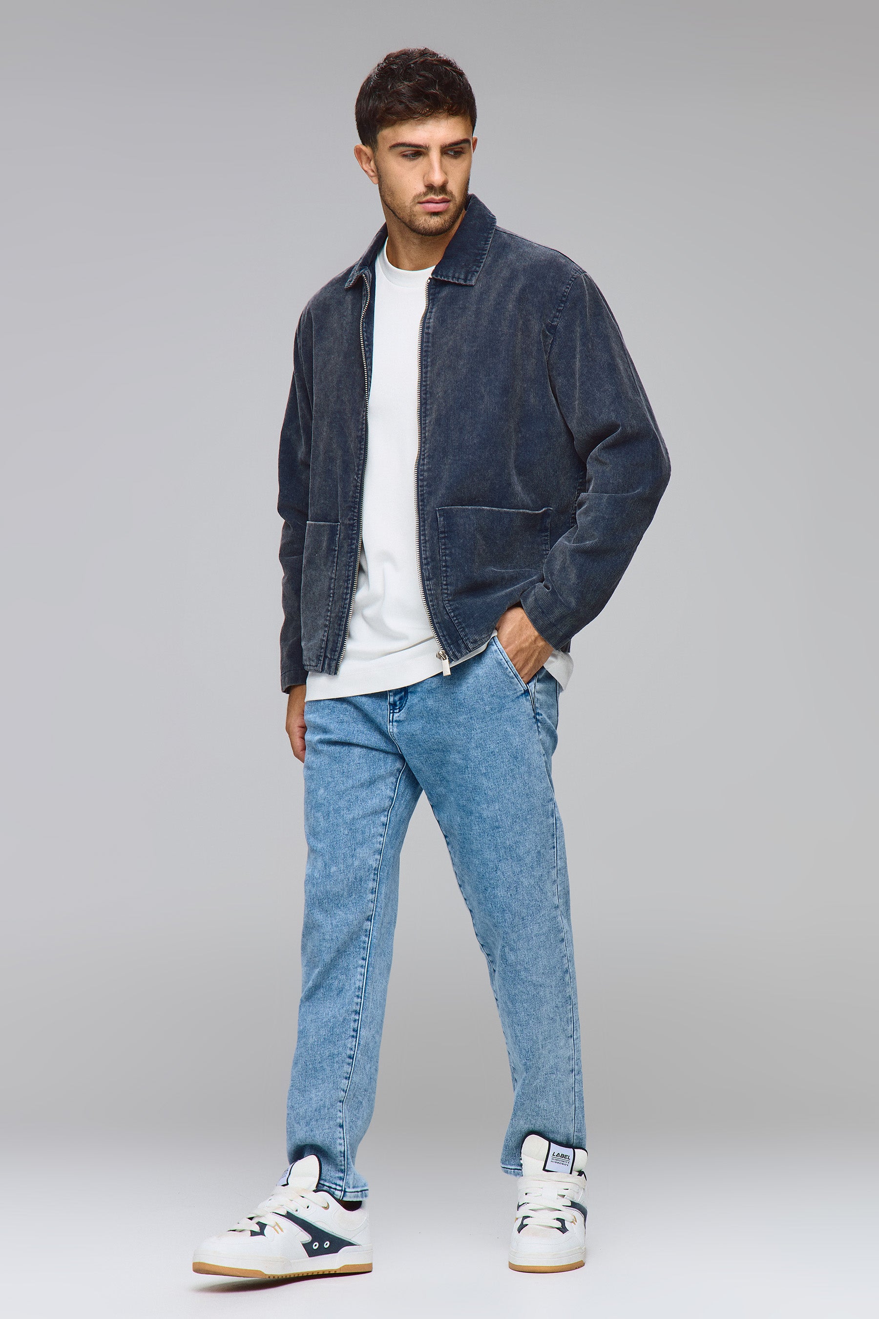 ג'ינס ניו בינג'