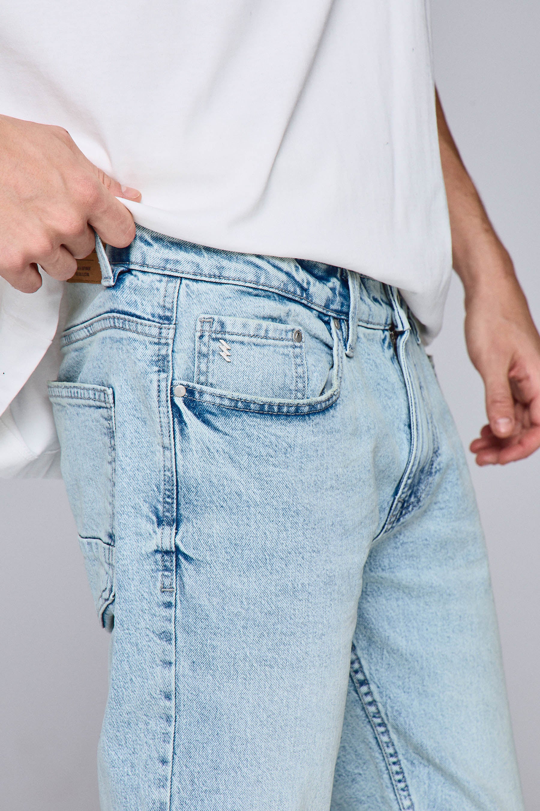 ג'ינס ניו אדג'