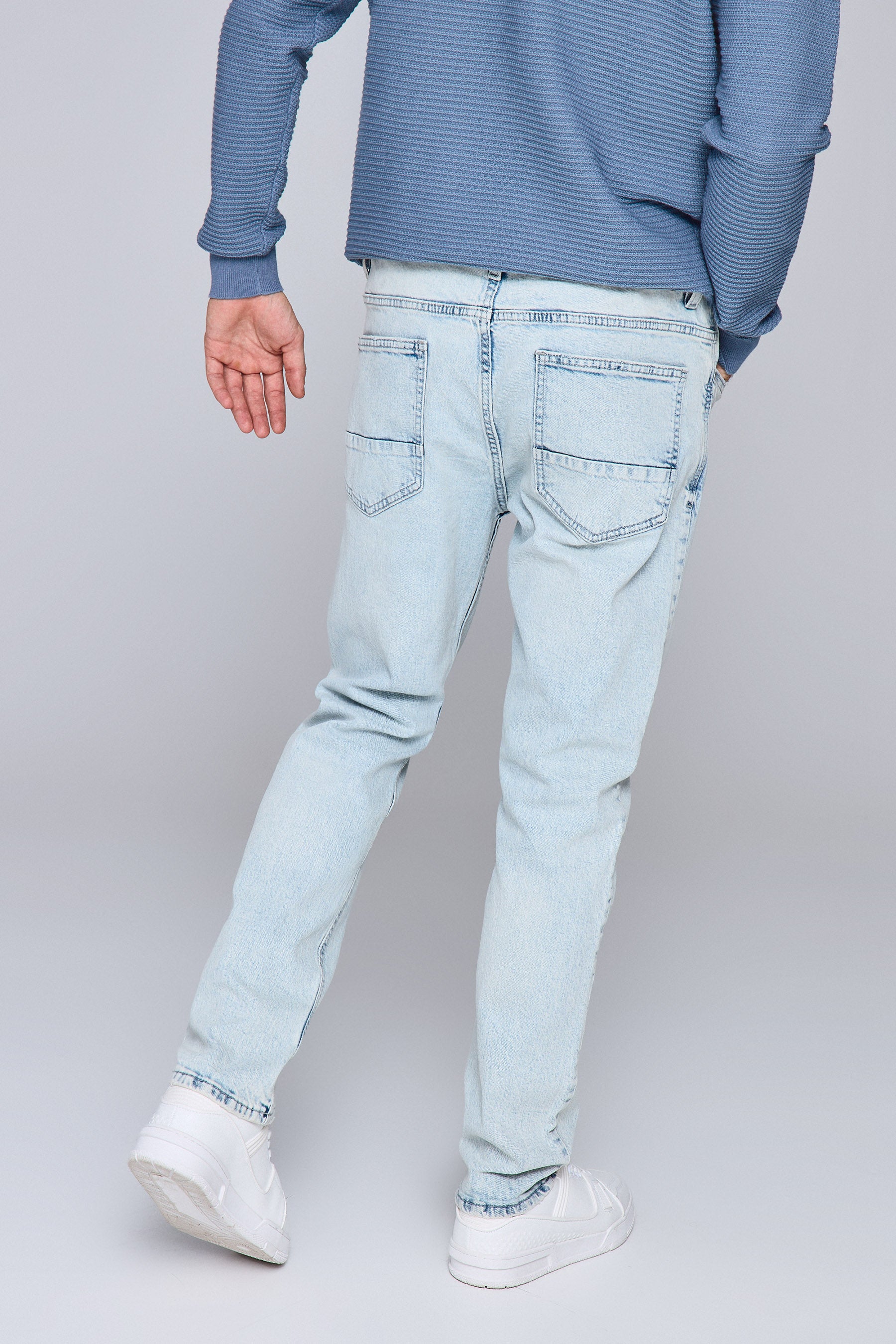 ג'ינס ניו אדג'