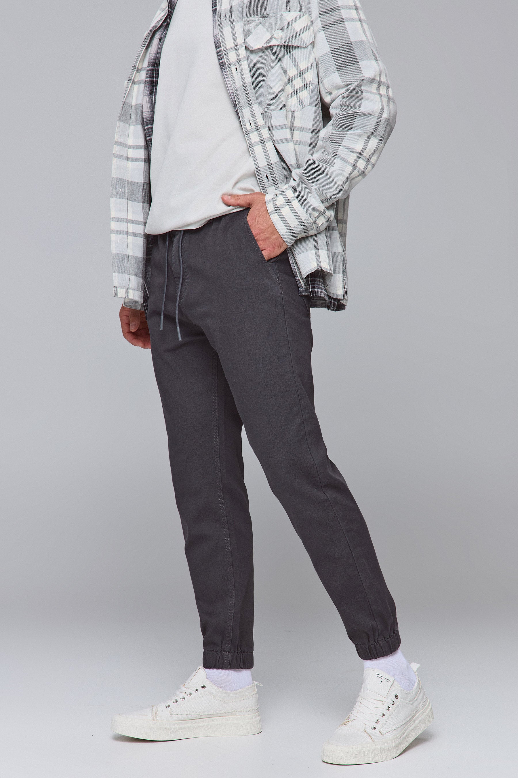 ג'וגר ג'ינס טרי