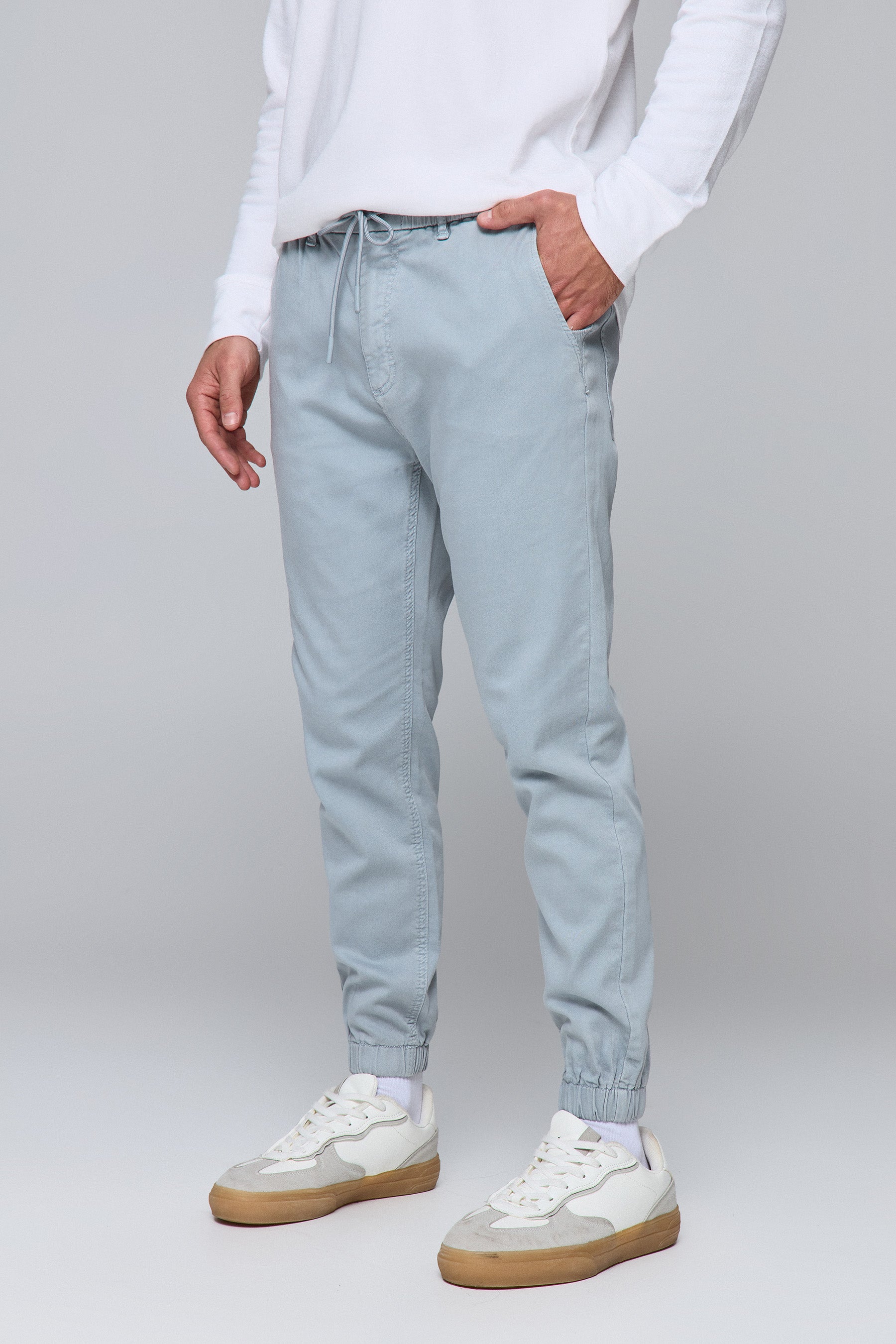 ג'וגר ג'ינס טרי