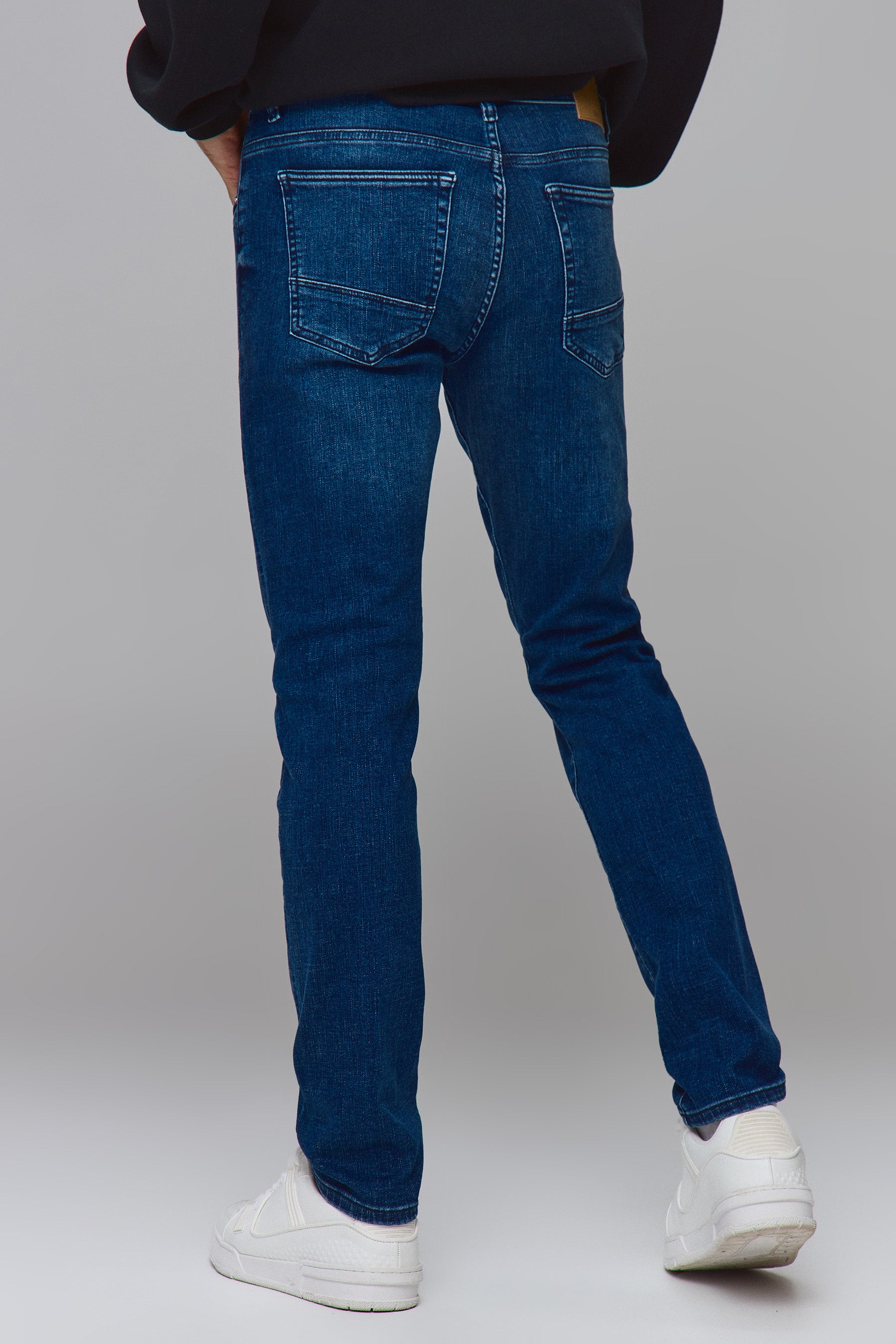 ג'ינס מאדוק טופ