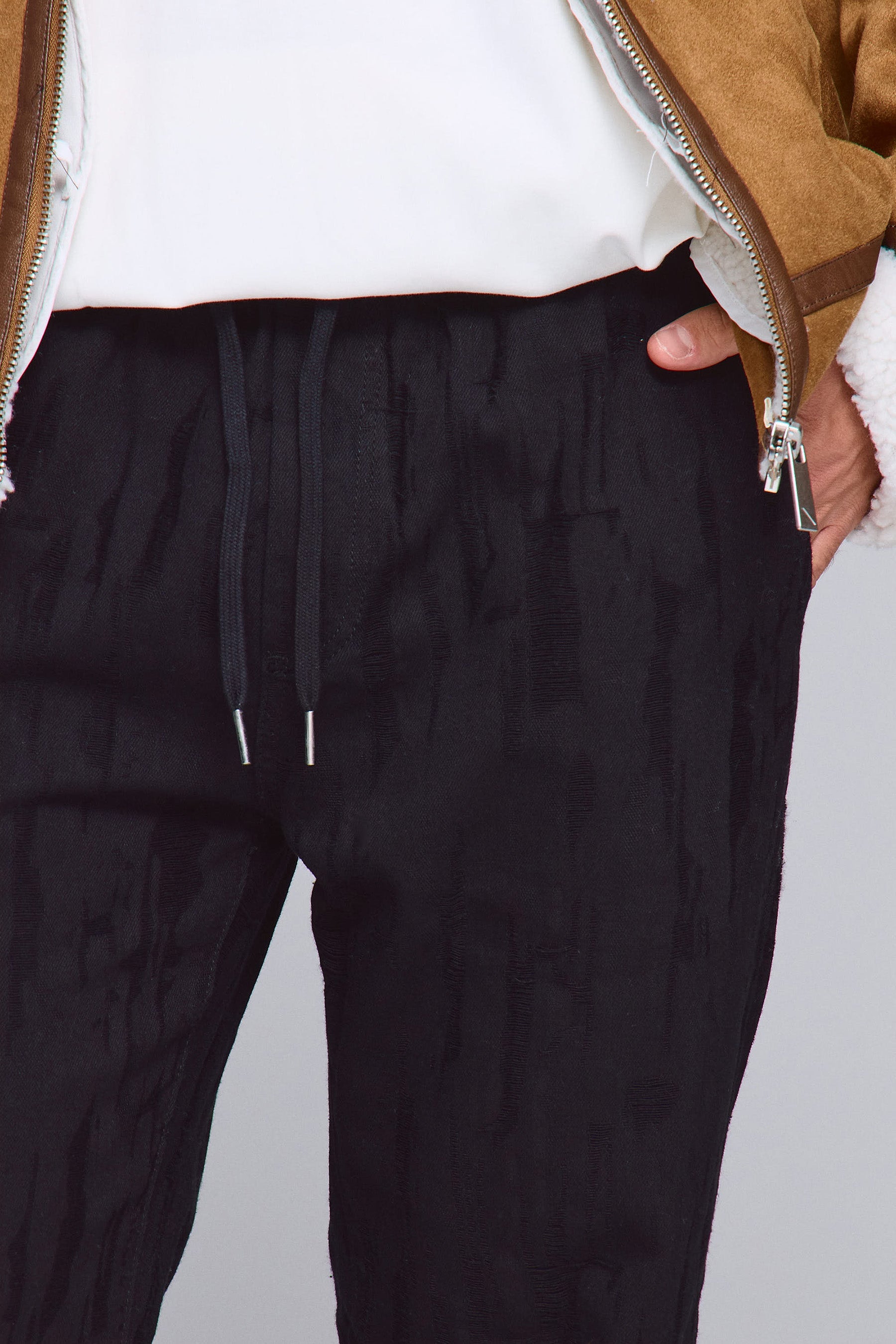 ג'ינס ג'אקרד קולור