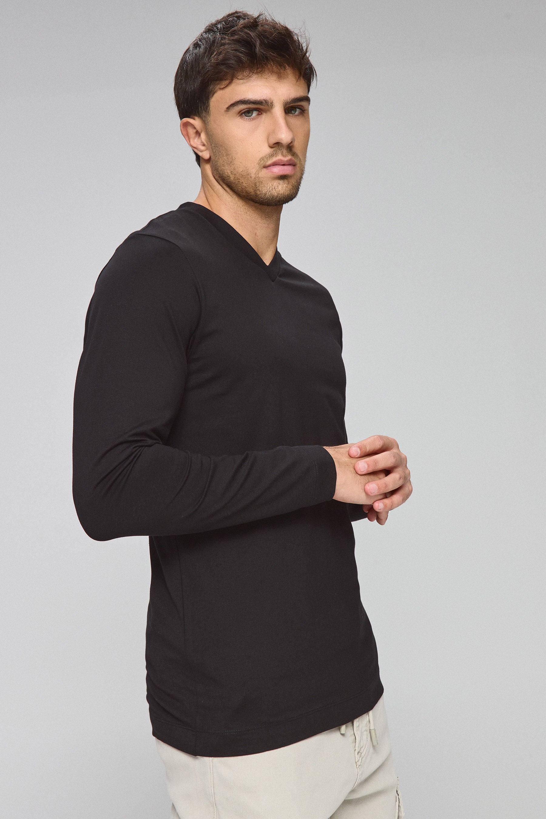 טי וי בייסיק ארוך