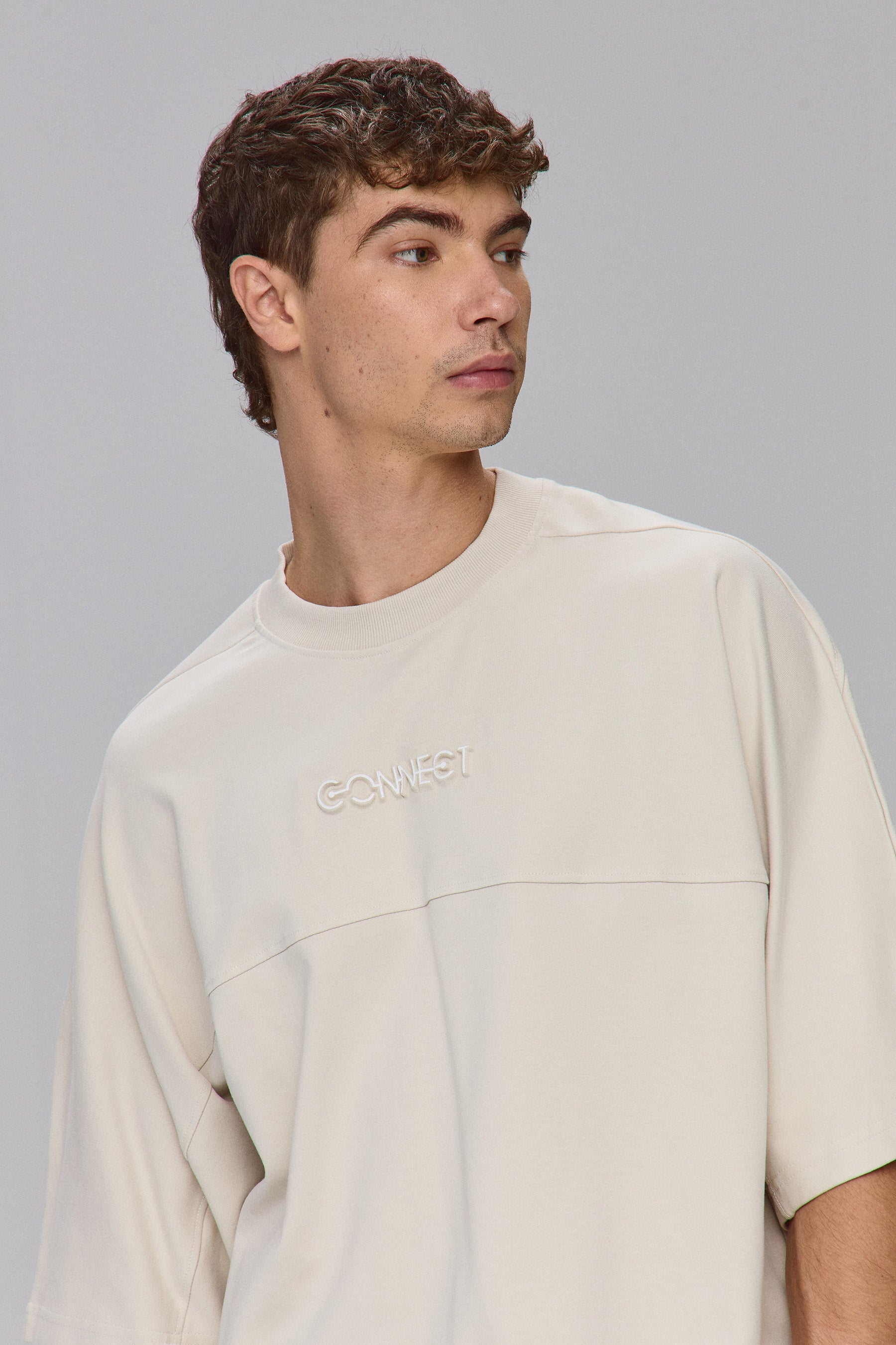 טי חתך ריליס