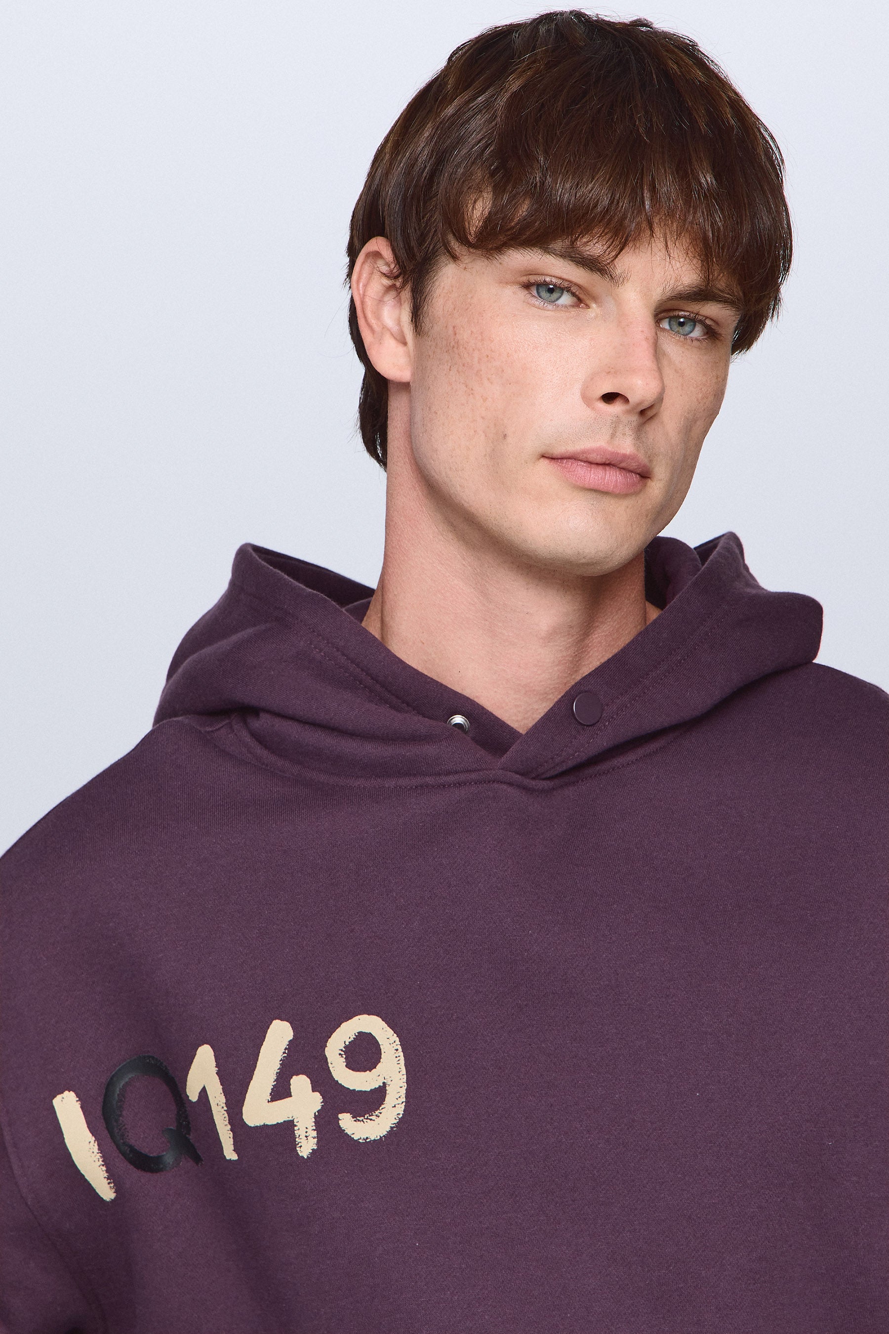 סווטשירט אי קיו