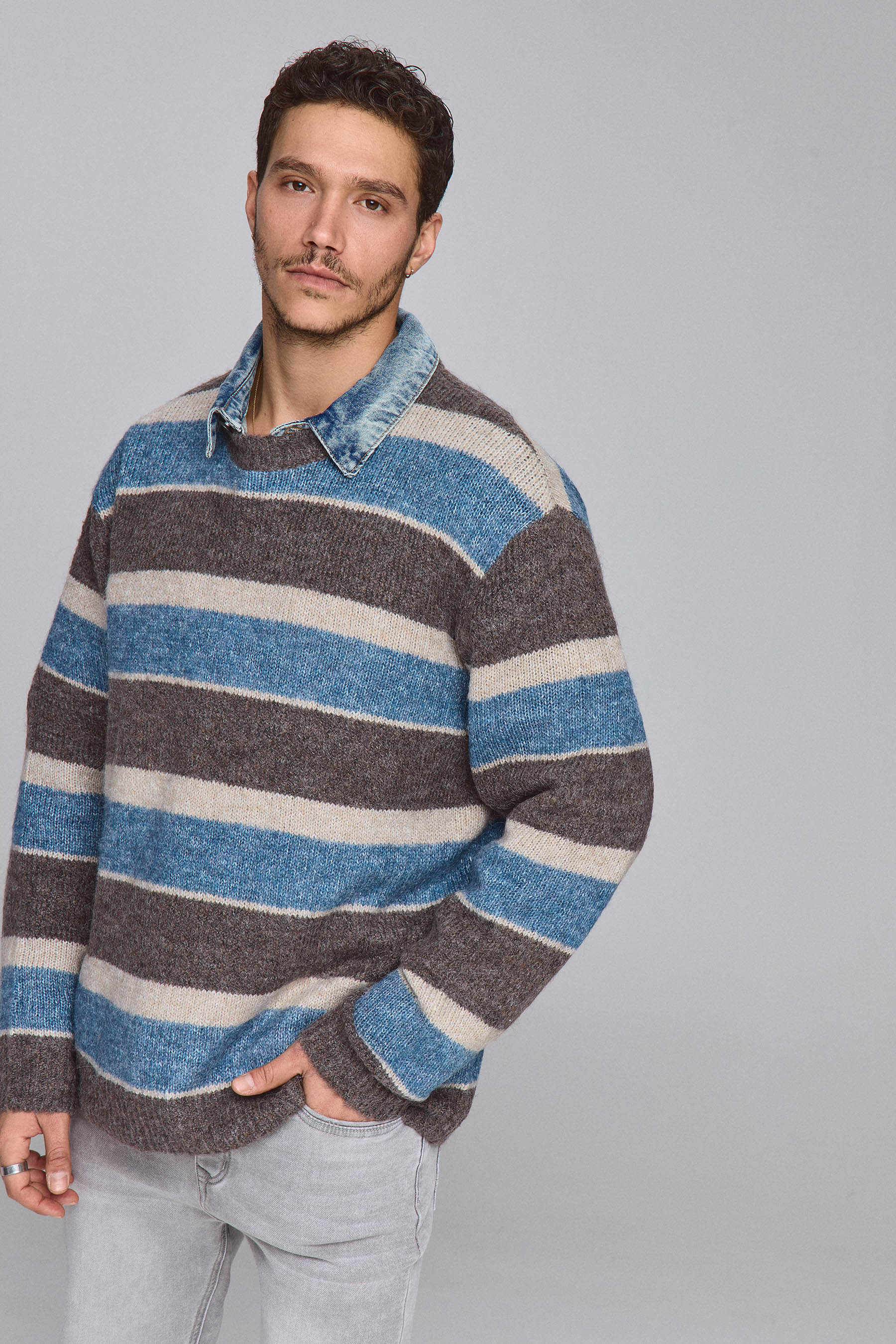 סריג סטרייפס