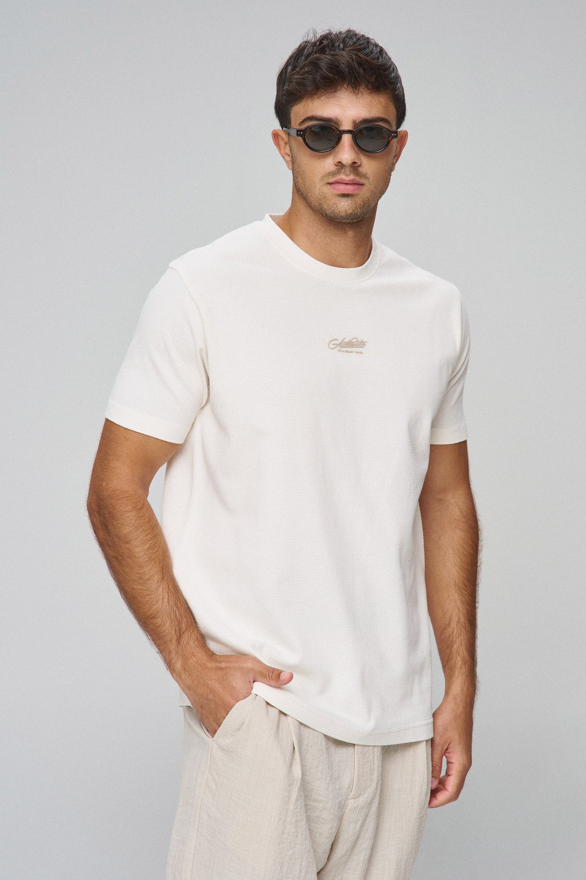 טי אדג' אותנטיק