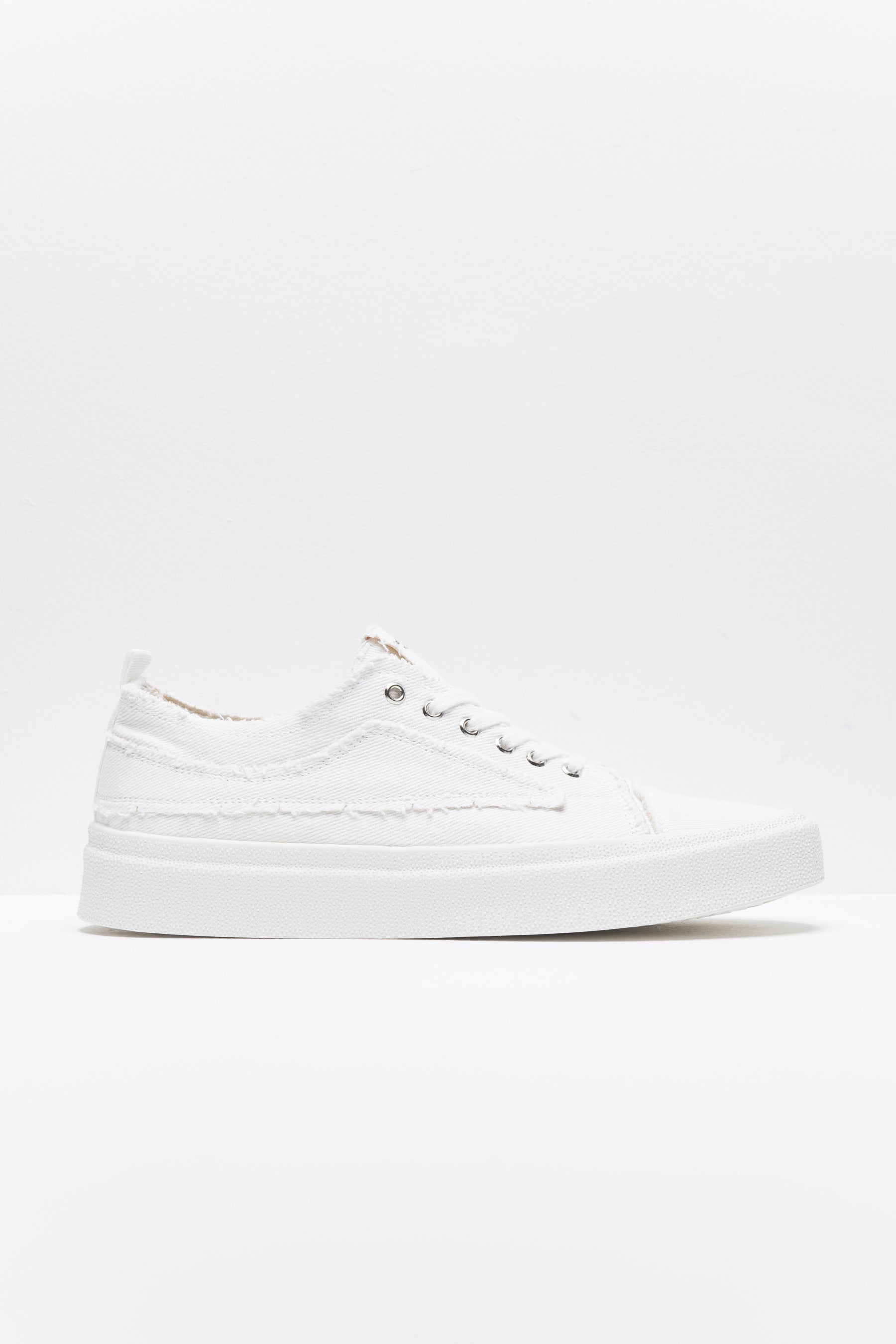 סניקרס ג'וגר