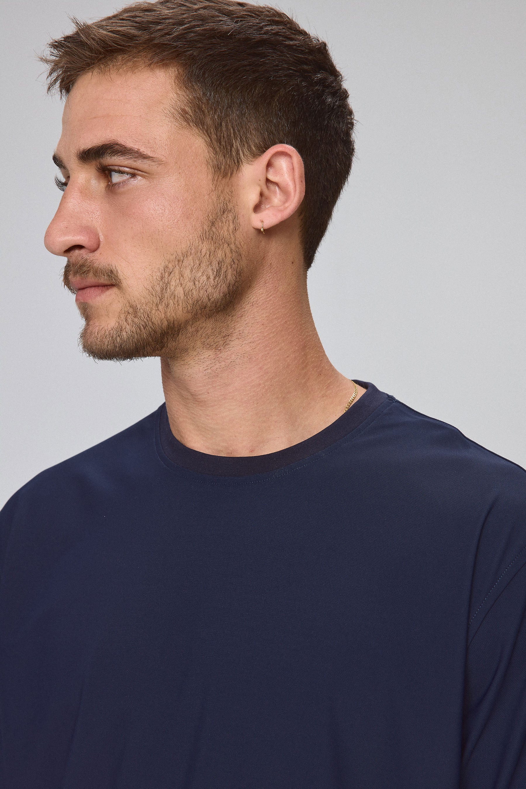 חולצת טי לוקס