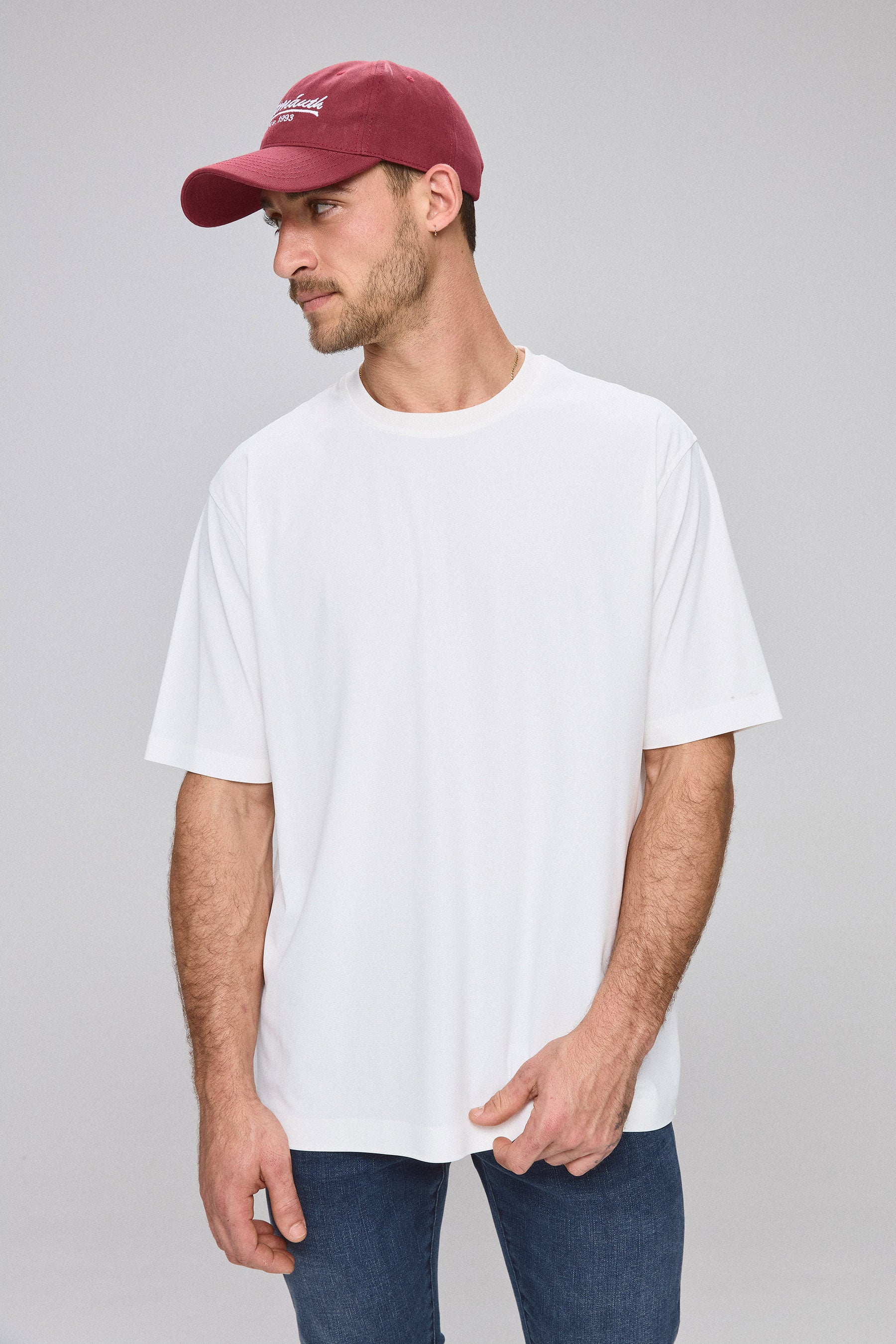 חולצת טי לוקס