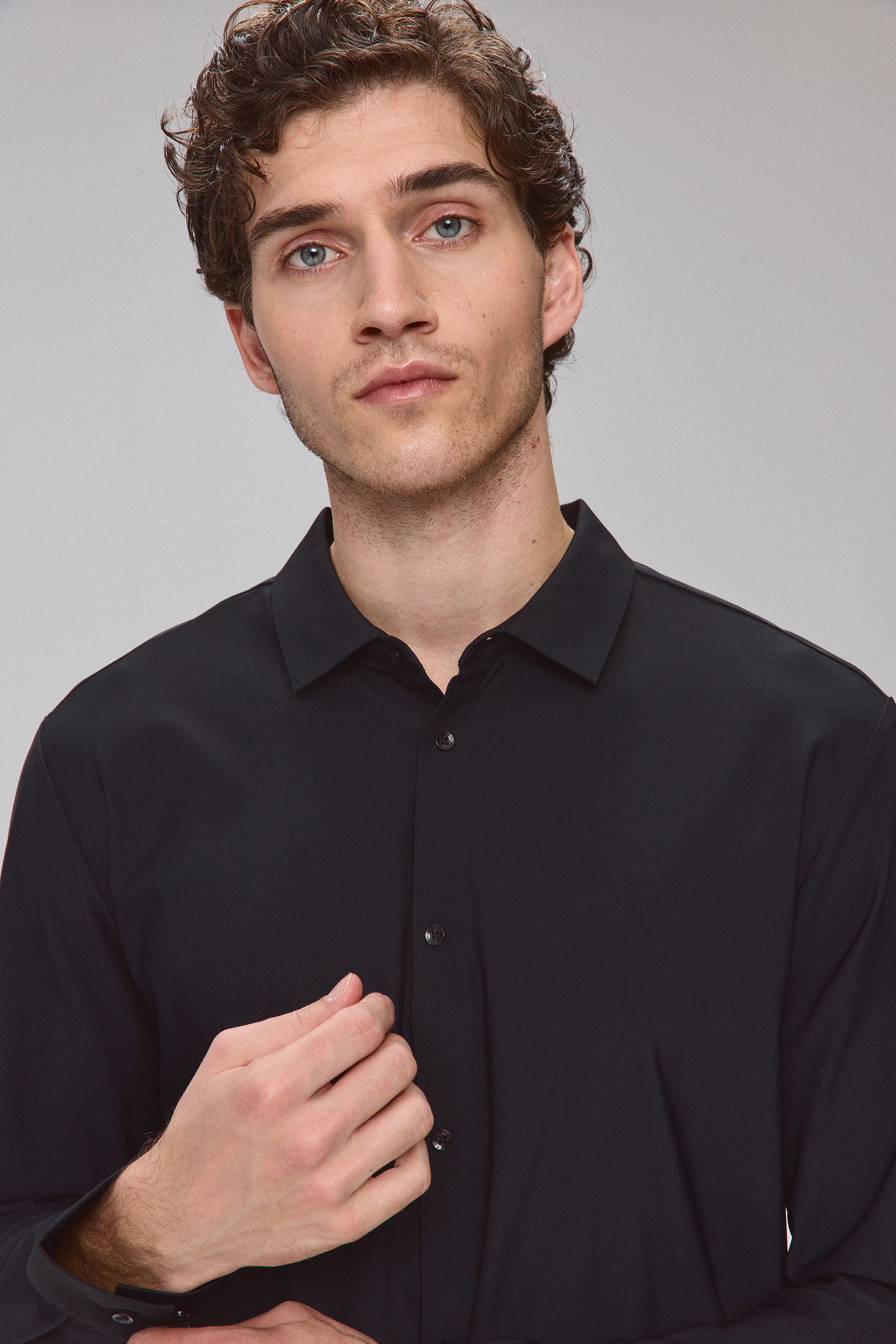 חולצת לוקס ש.א.