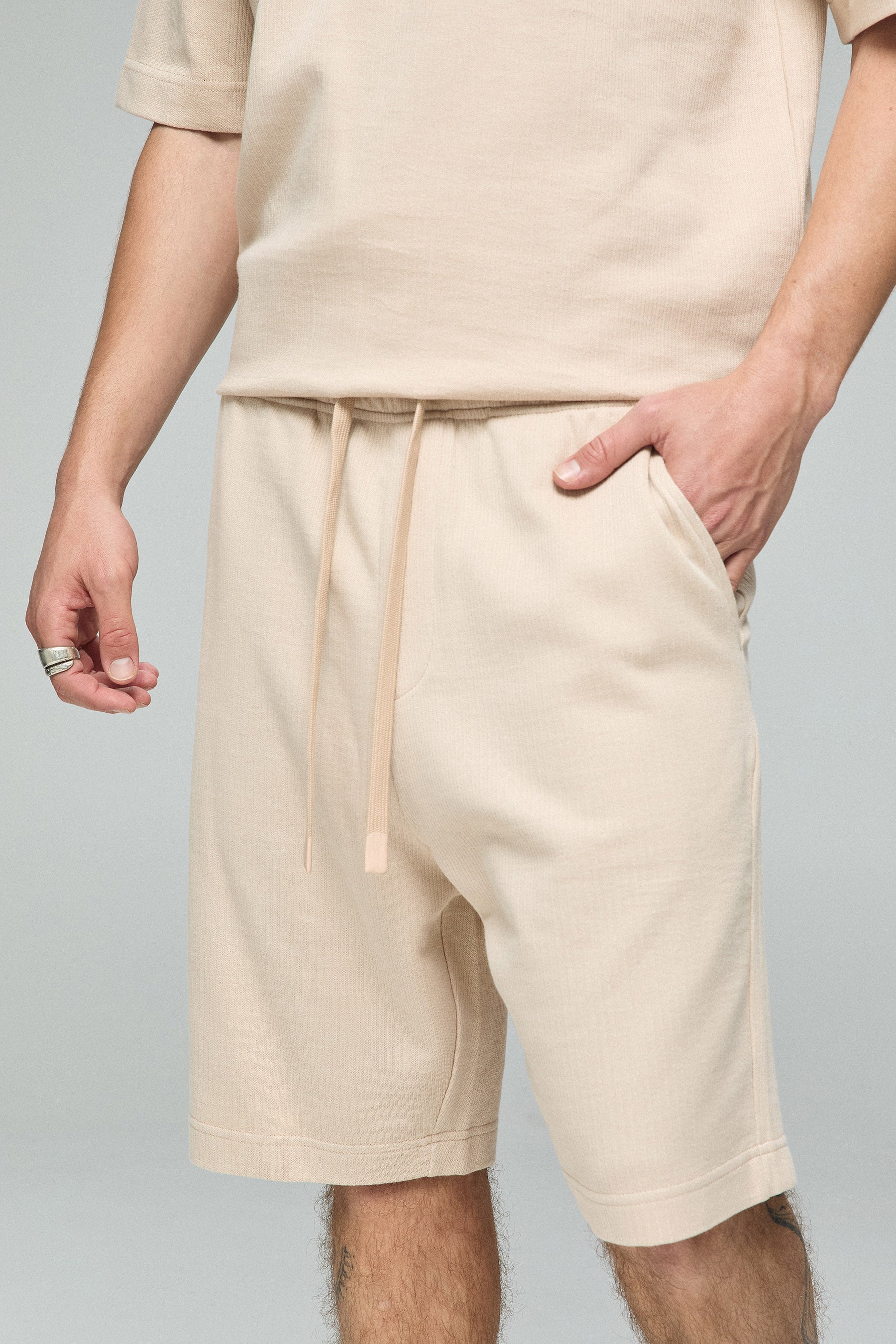 ברמודה ליינס סט