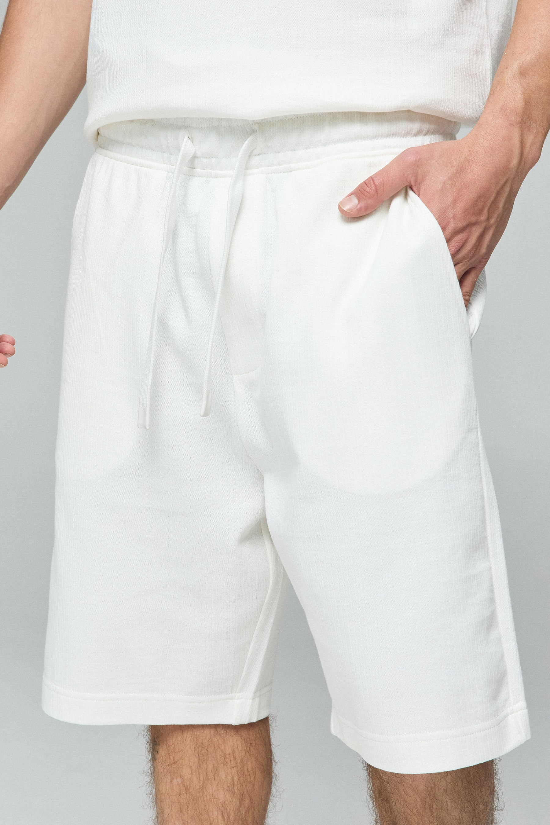 ברמודה ליינס סט