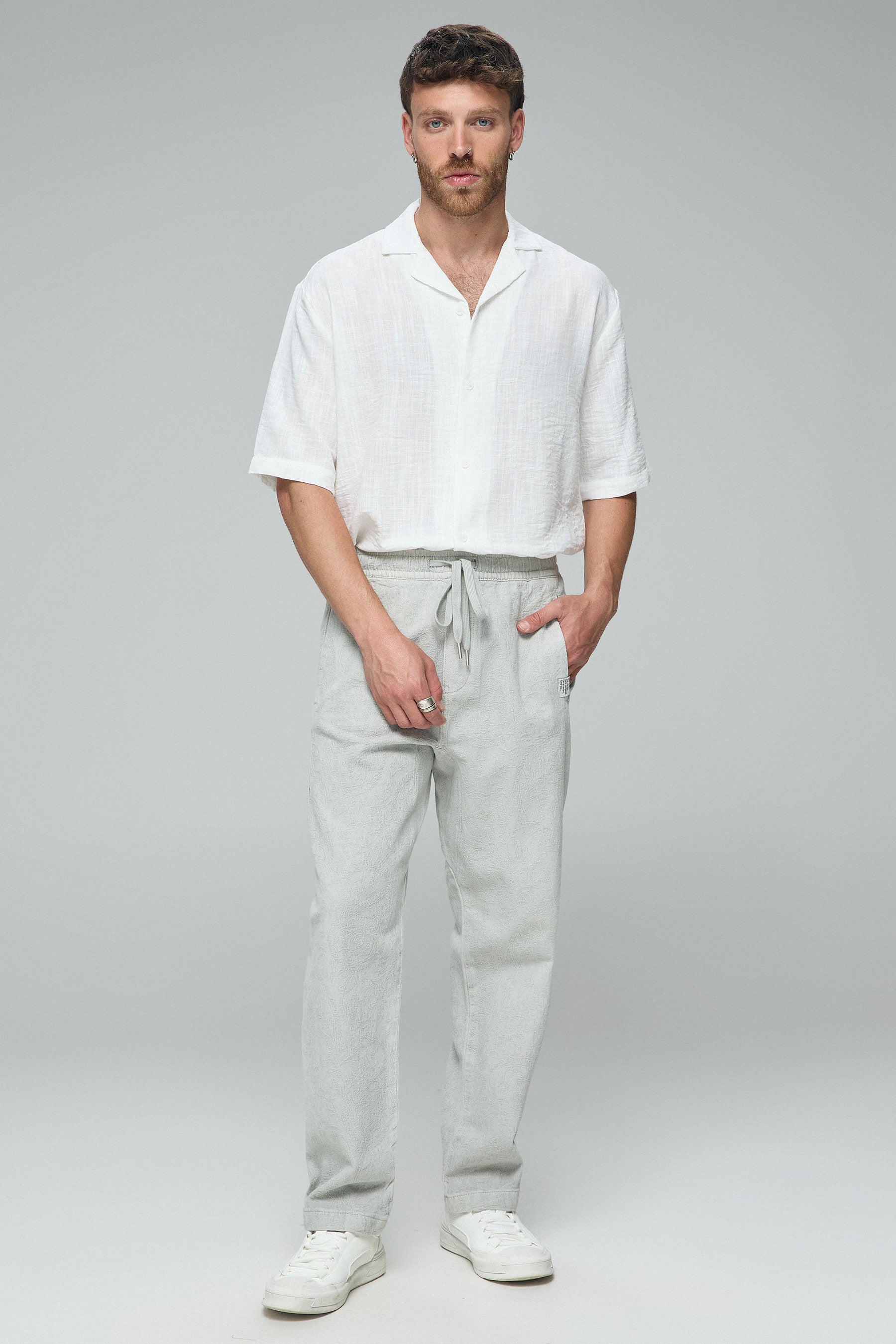 ג'וגר ג'ינס פלורל