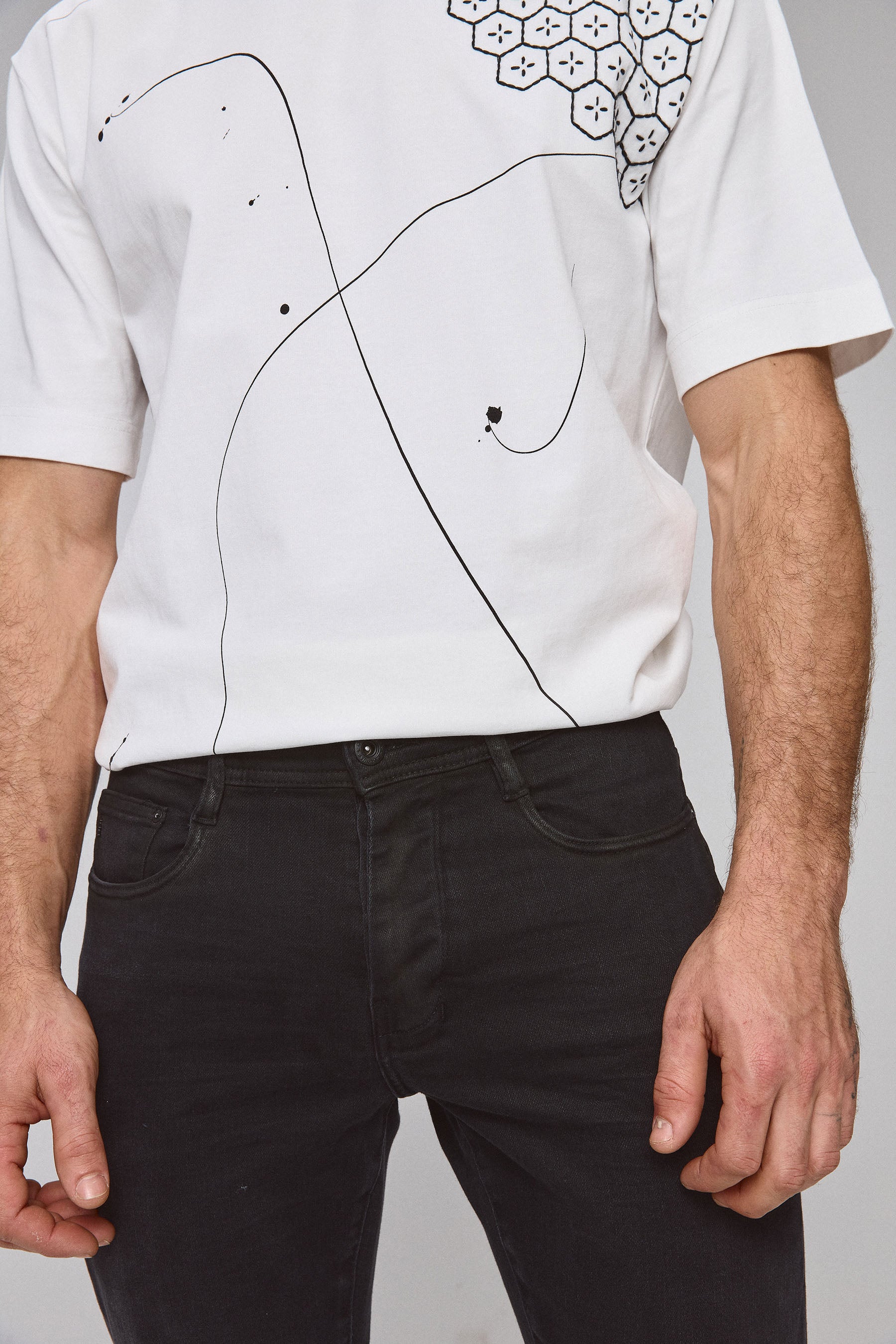 ג'ינס מאדוק טופ