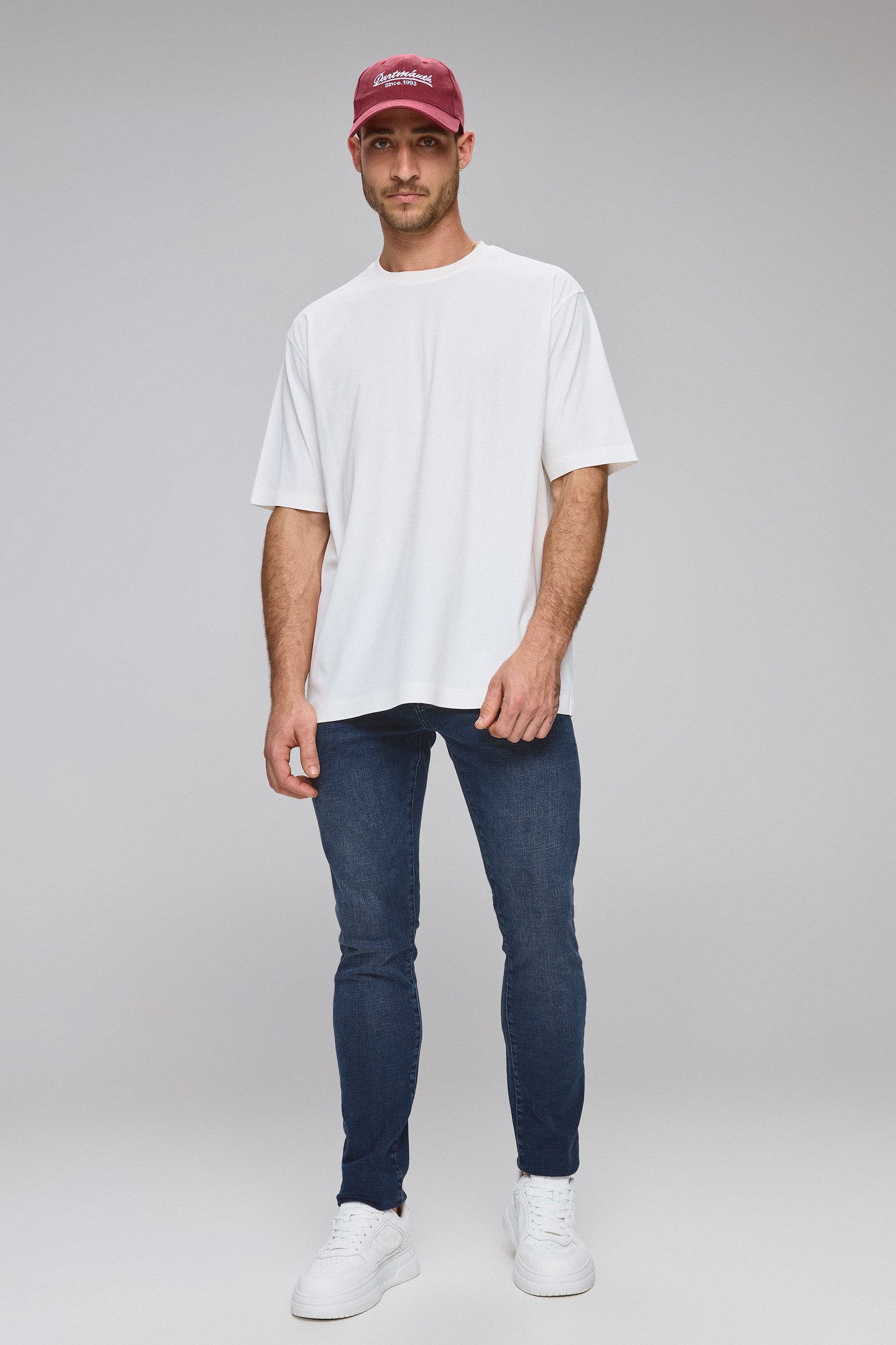 ג'ינס מאדוק טופ